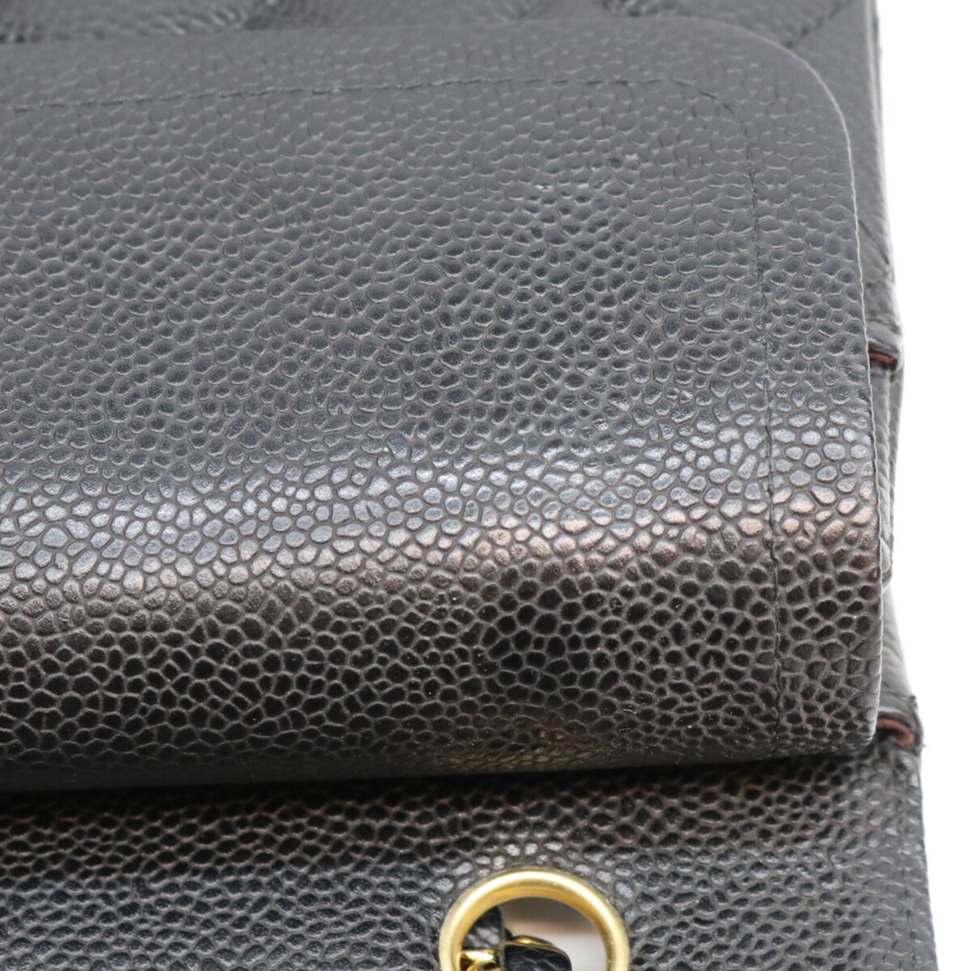 Chanel Black Grained Calfskin Shoulder Bag (Pre-Owned)
