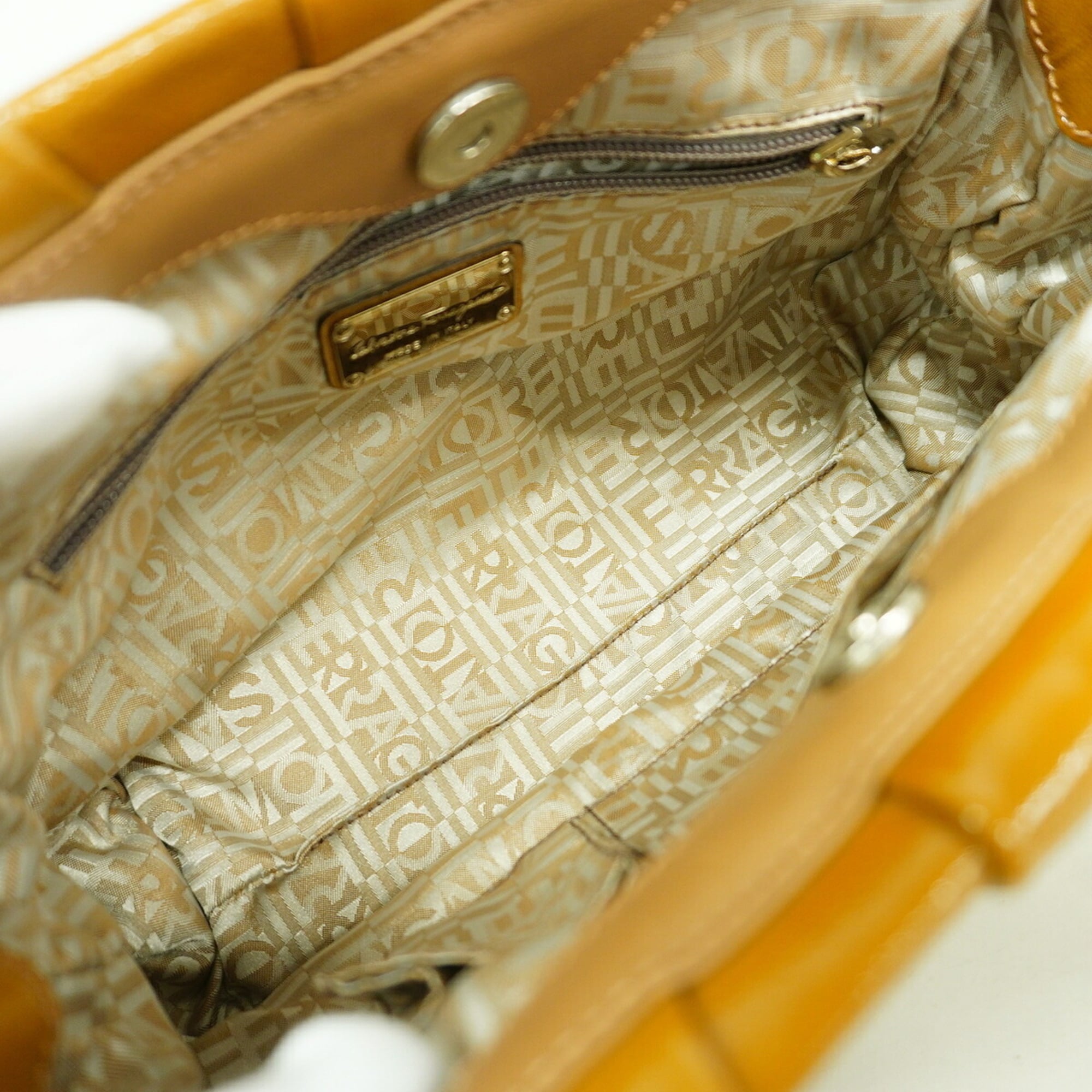 Salvatore Ferragamo Brown Handbag (Pre-Owned)