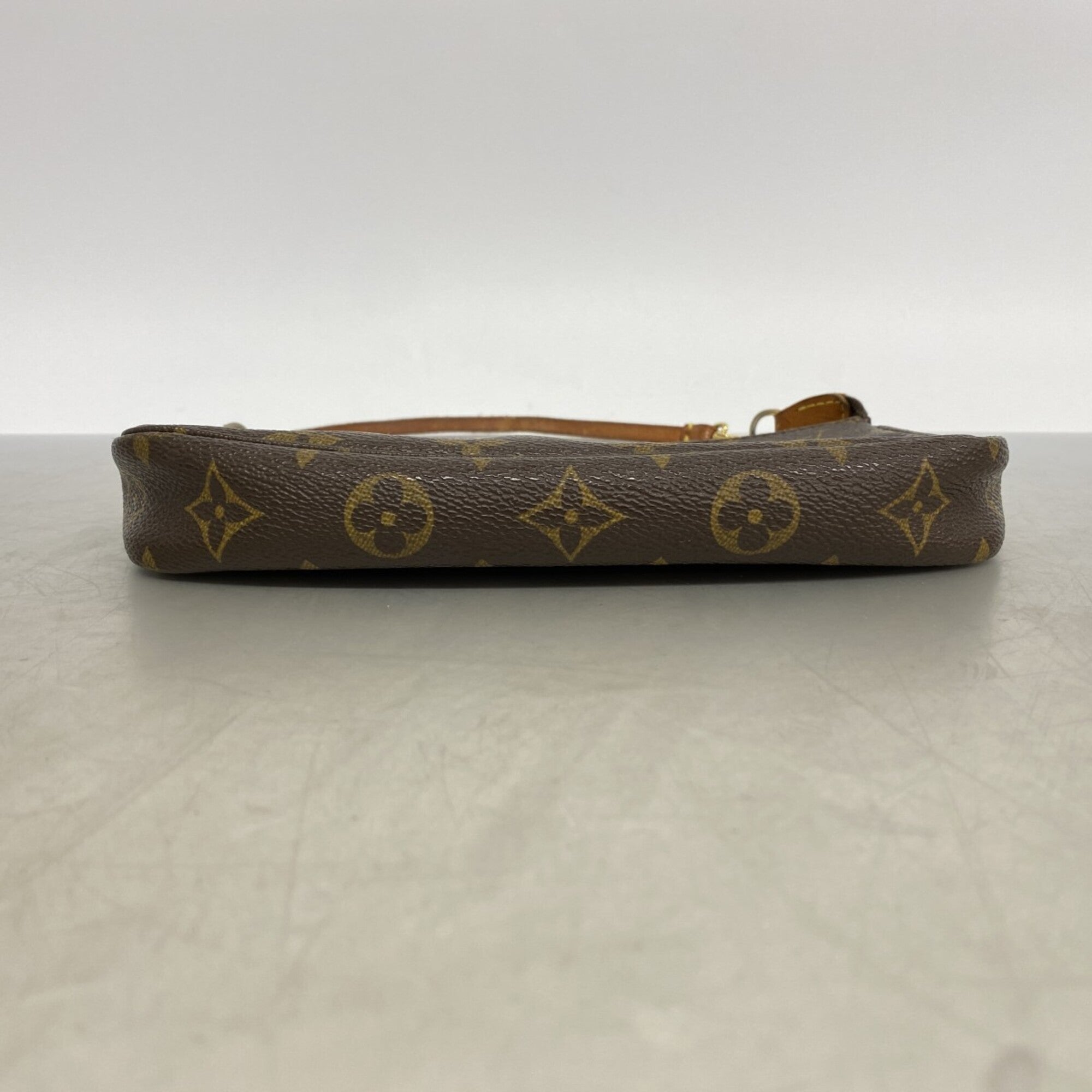 Louis Vuitton Brown Pouch (Pre-Owned)