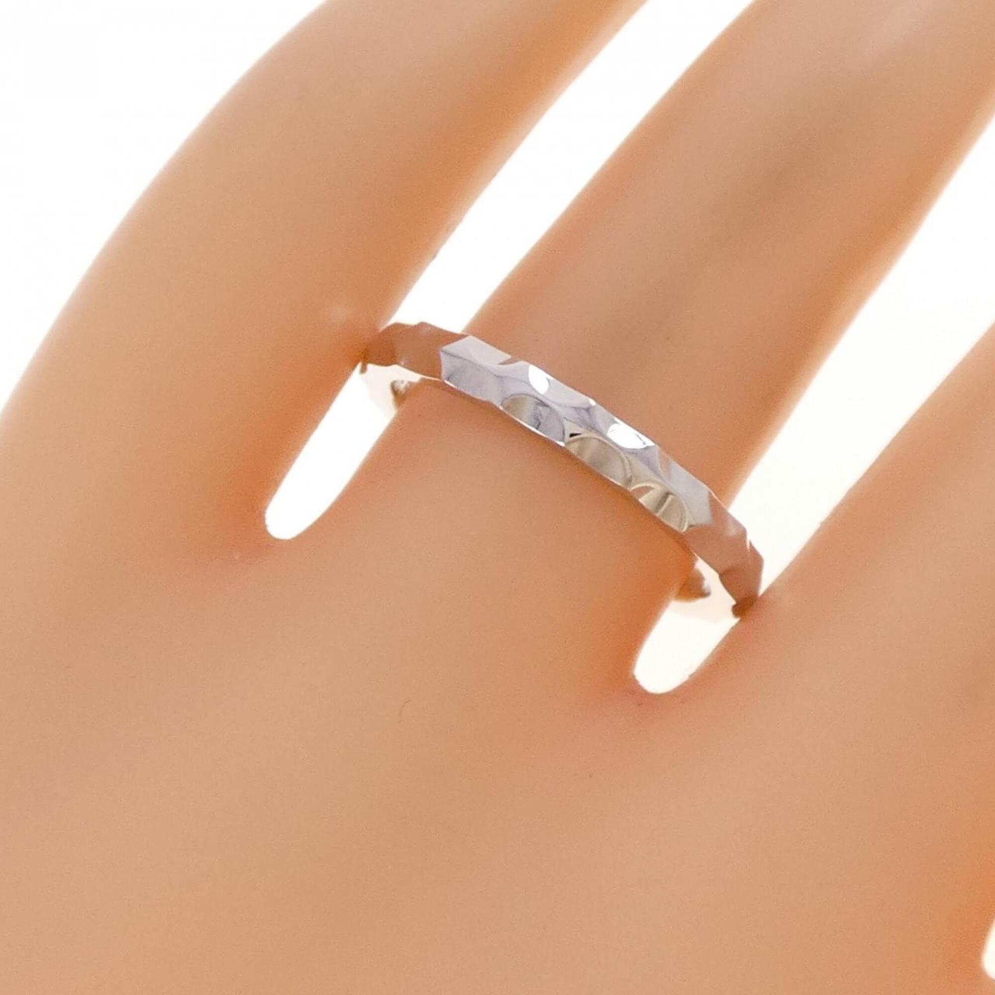 Louis Vuitton White Gold White Gold (18K) Band Ring (Pre-Owned)