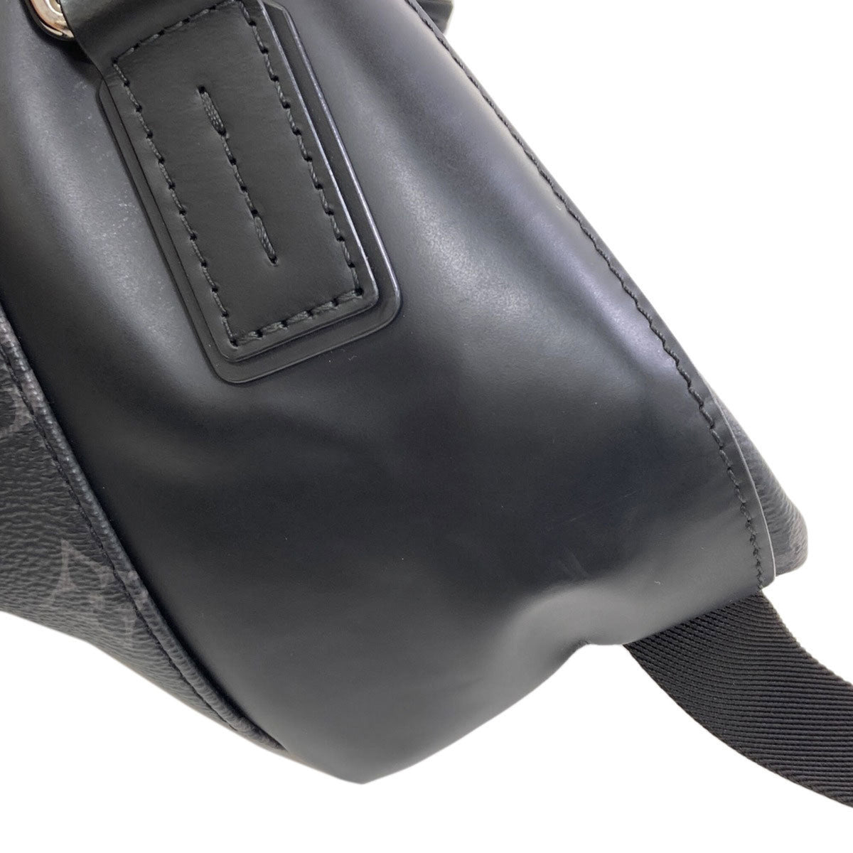 Louis Vuitton Monogram Eclipse Monogram Eclipse Shoulder Bag (Pre-Owned)