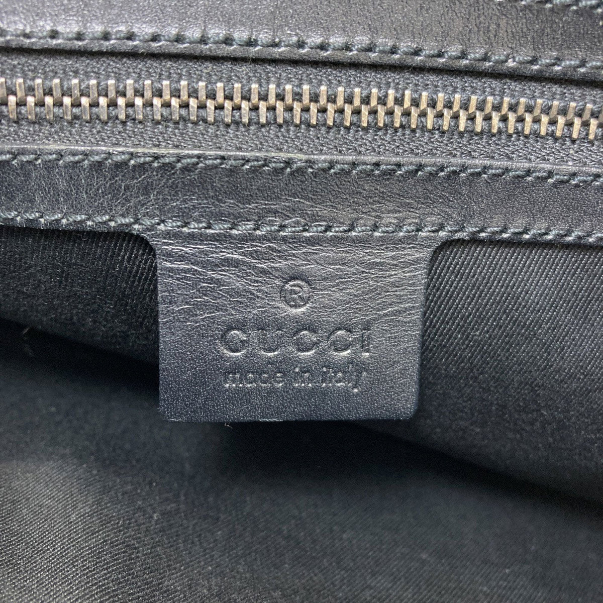 Gucci Black Canvas Shoulder Bag (Pre-Owned)