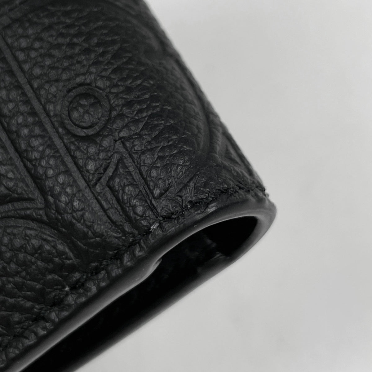Christian Dior Black Leather Wallet (Bi-Fold) (Pre-Owned)