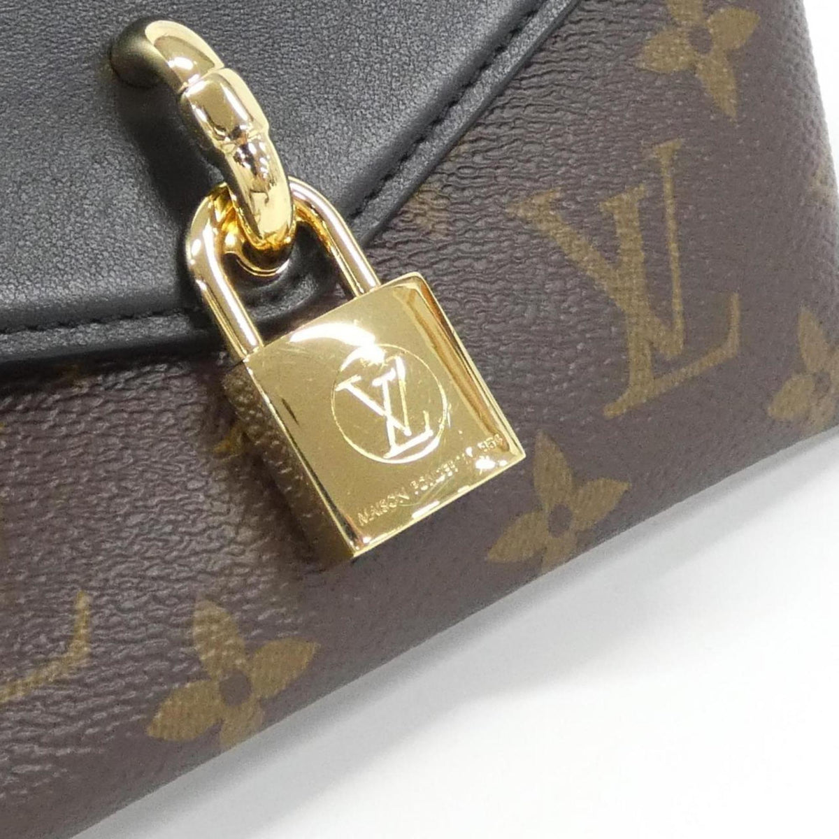 Louis Vuitton Black Brown Coated Canvas Leather Shoulder Bag (Pre-Owned)