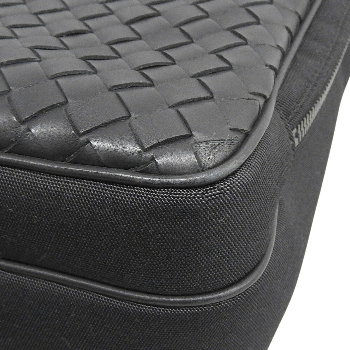 Bottega Veneta Black Leather Canvas Sling Bag (Pre-Owned)