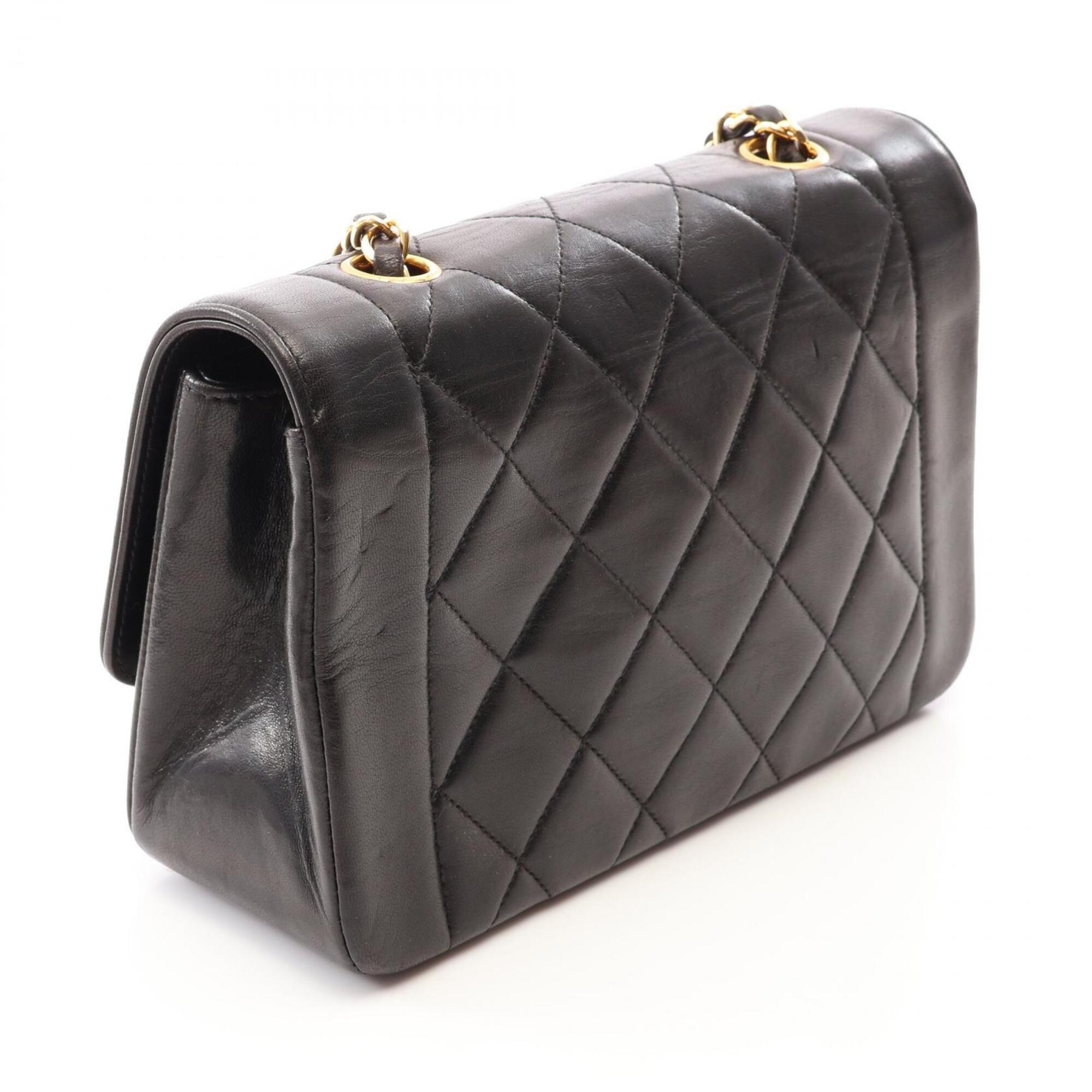 Chanel Black Leather Handbag Shoulder Bag (Pre-Owned)