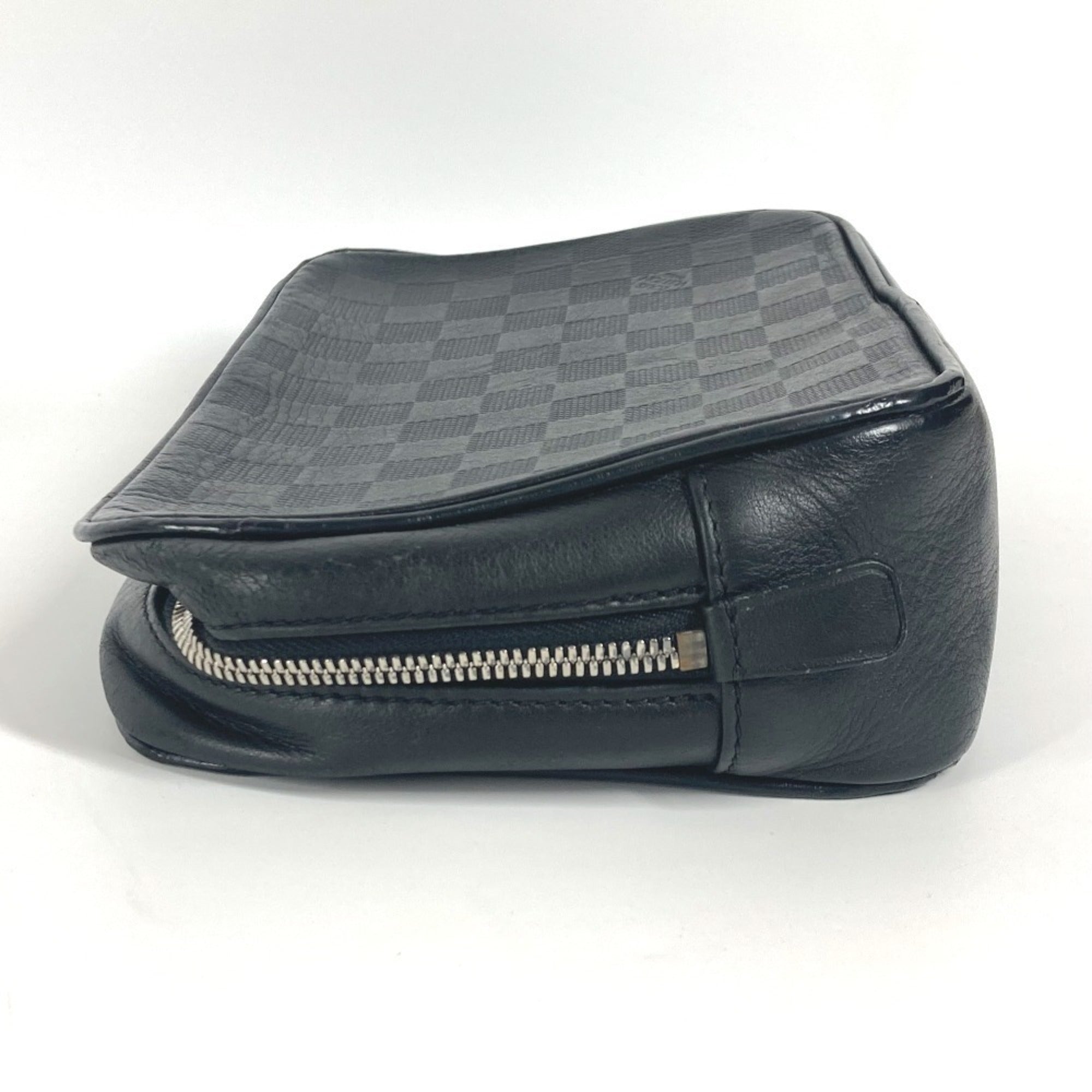 Louis Vuitton Damier Infini Black Onyx Damier Infini Clutch Bag (Pre-Owned)