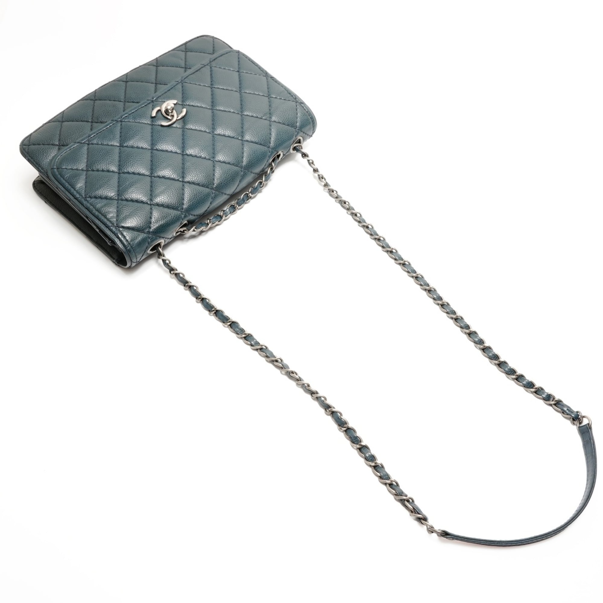 Chanel Blue Shoulder Bag (Pre-Owned)