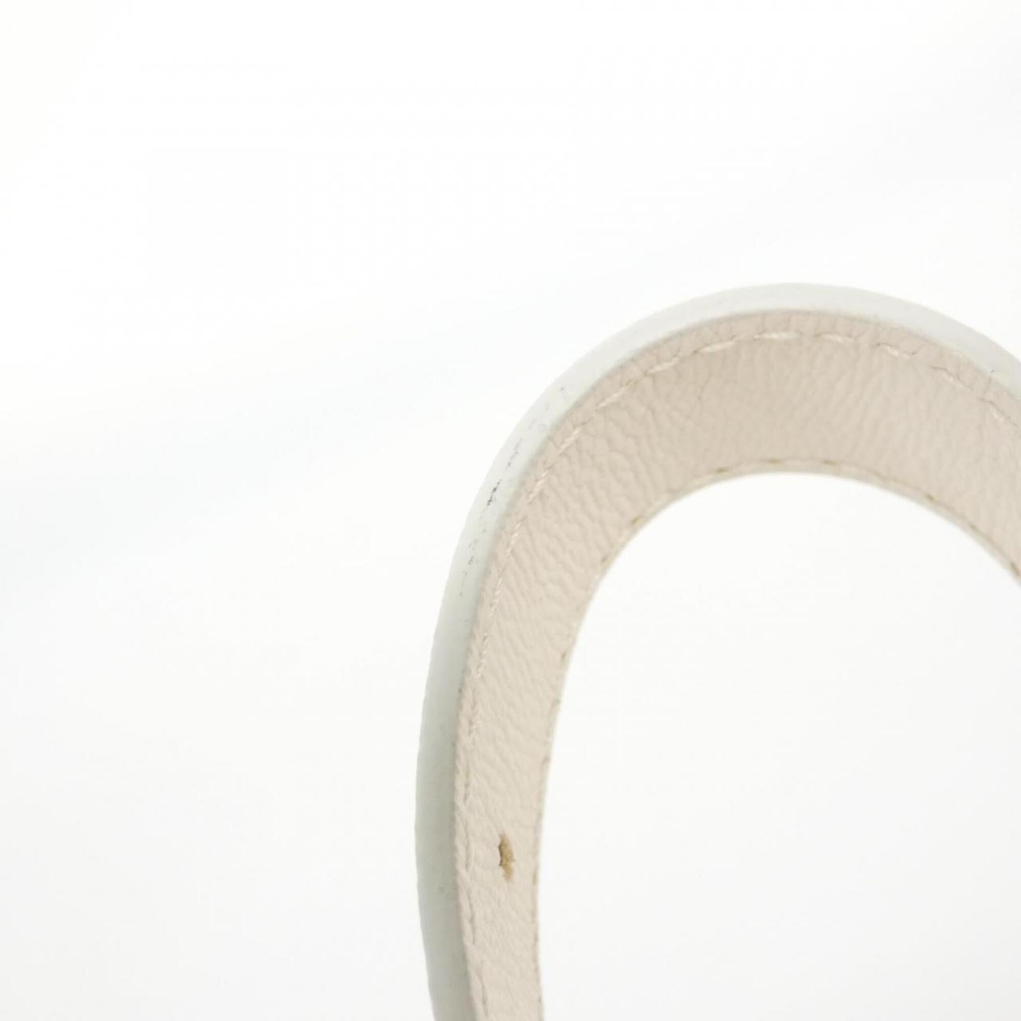 Chanel Ivory Leather Fanny Pack (Pre-Owned)