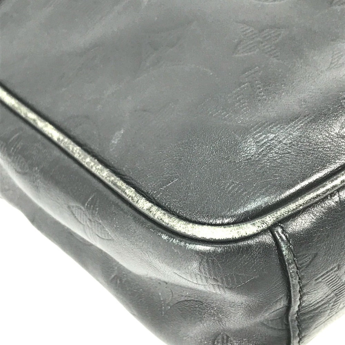 Louis Vuitton Monogram Shadow Black Galle Monogram Shadow Pochette Shoulder Bag (Pre-Owned)