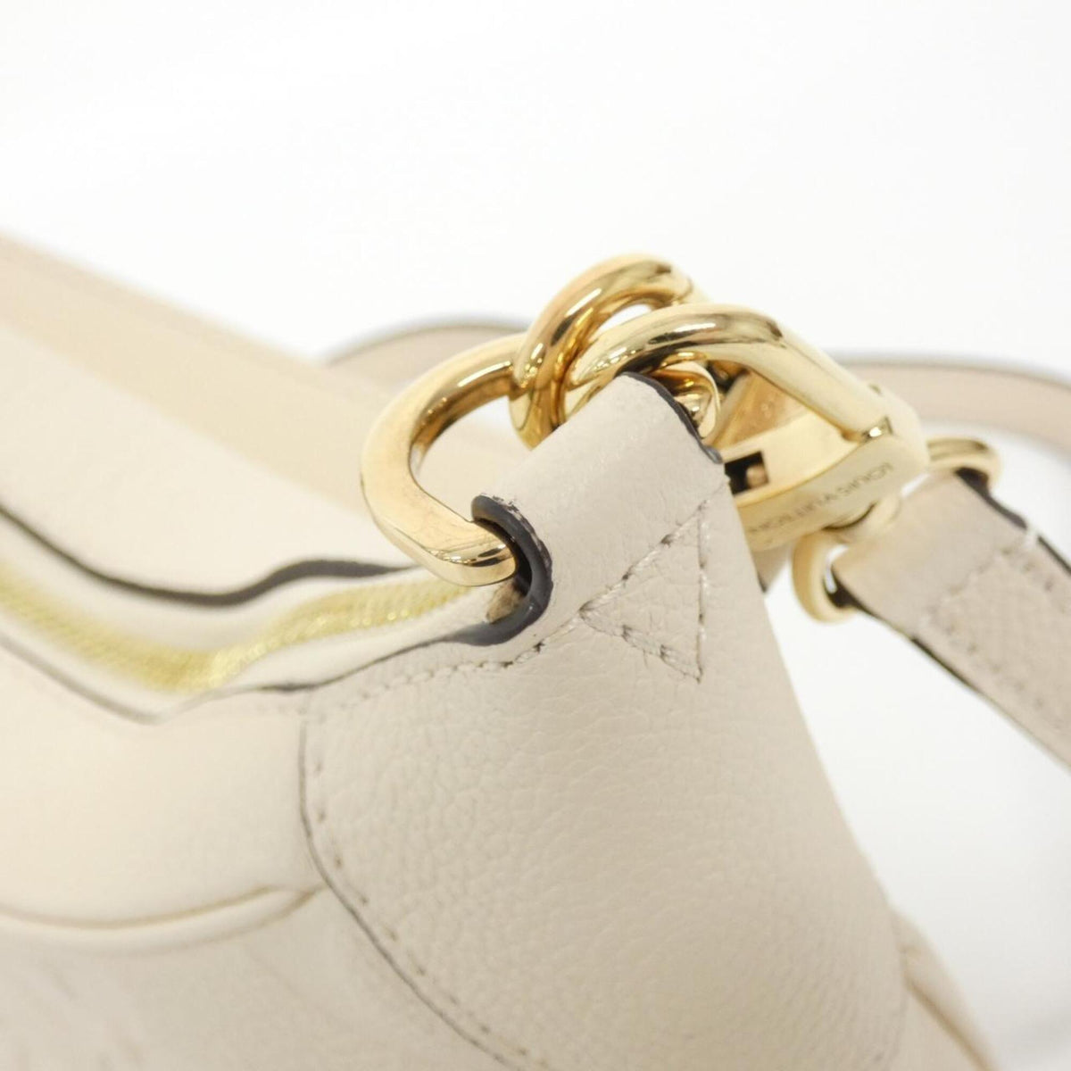 Louis Vuitton Beige Leather Handbag (Pre-Owned)