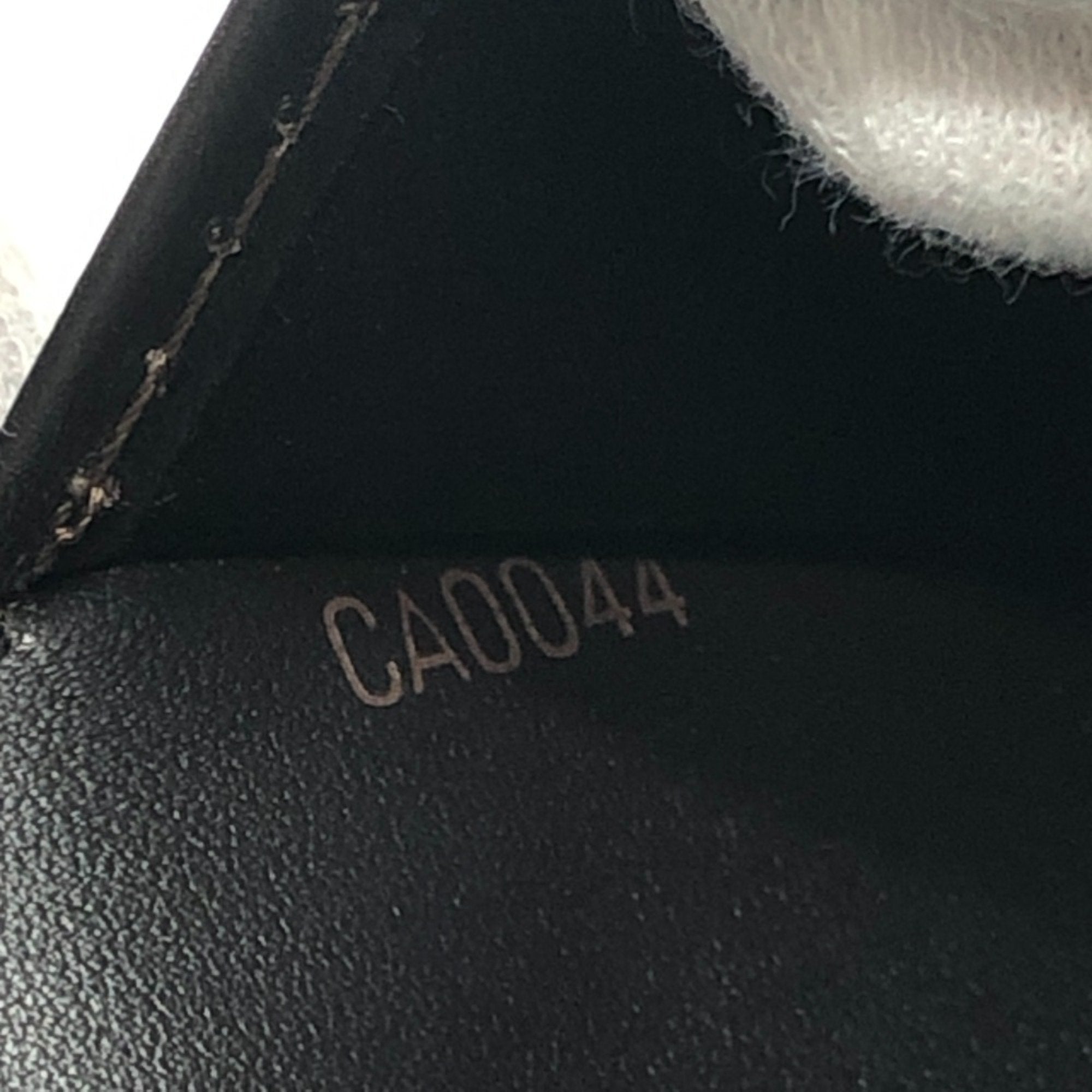 Louis Vuitton Coffee Utah Leather Coin Purse/Coin Case (Pre-Owned)