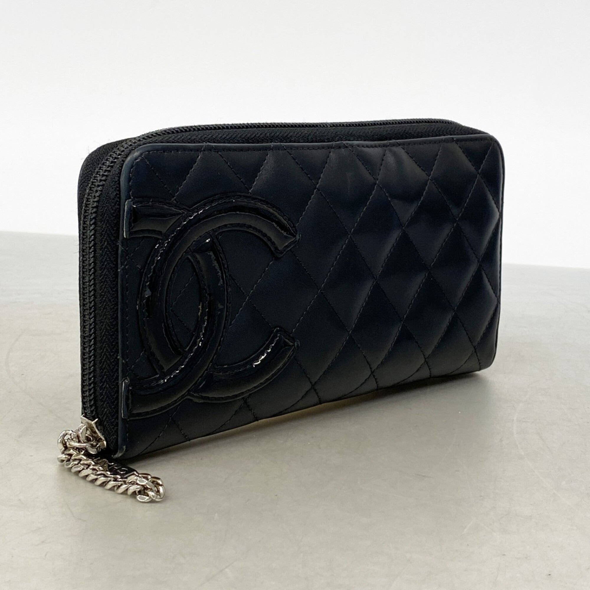 Chanel Black Leather Long Wallet (Bi-Fold) (Pre-Owned)