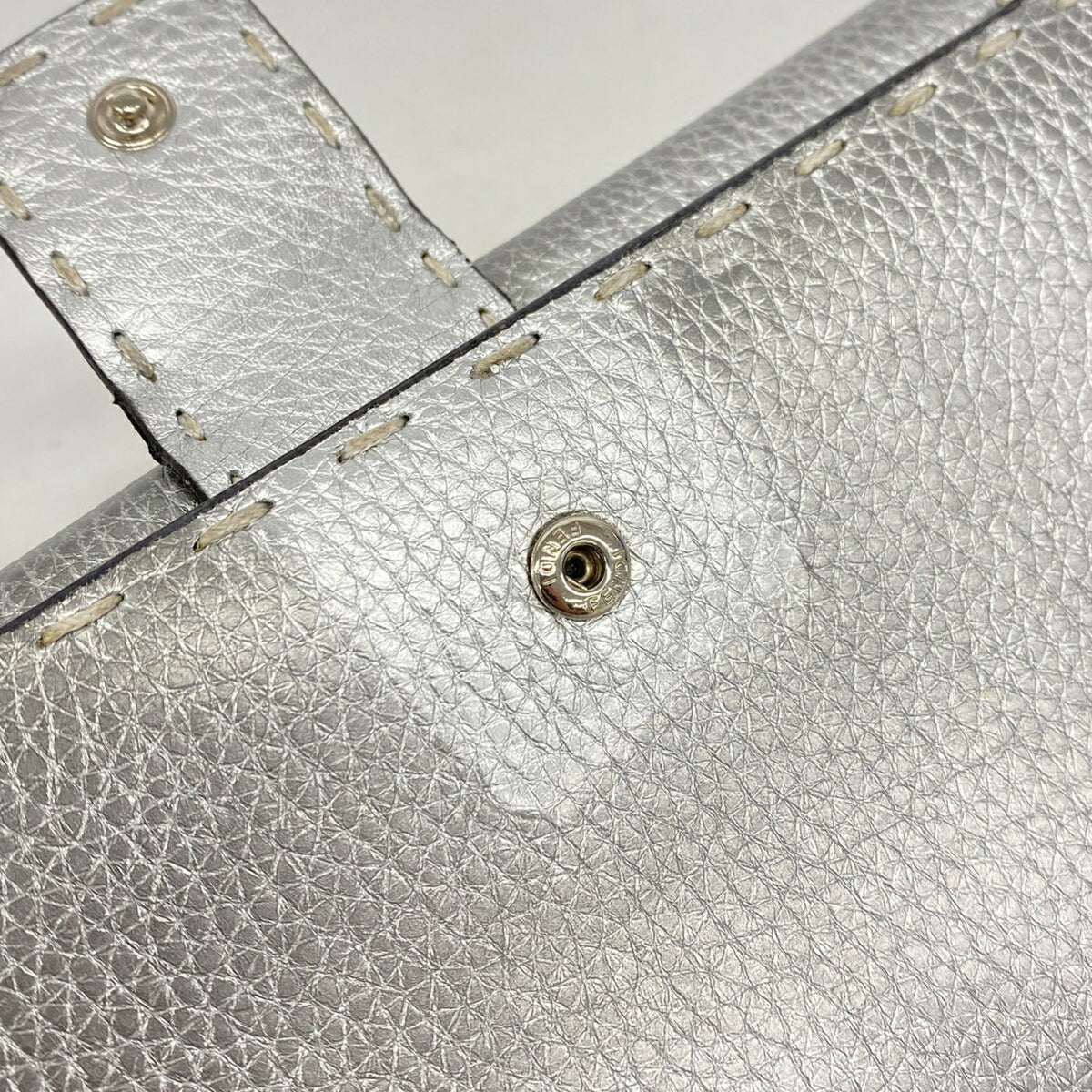 Fendi Silver Leather Long Wallet (Bi-Fold) (Pre-Owned)