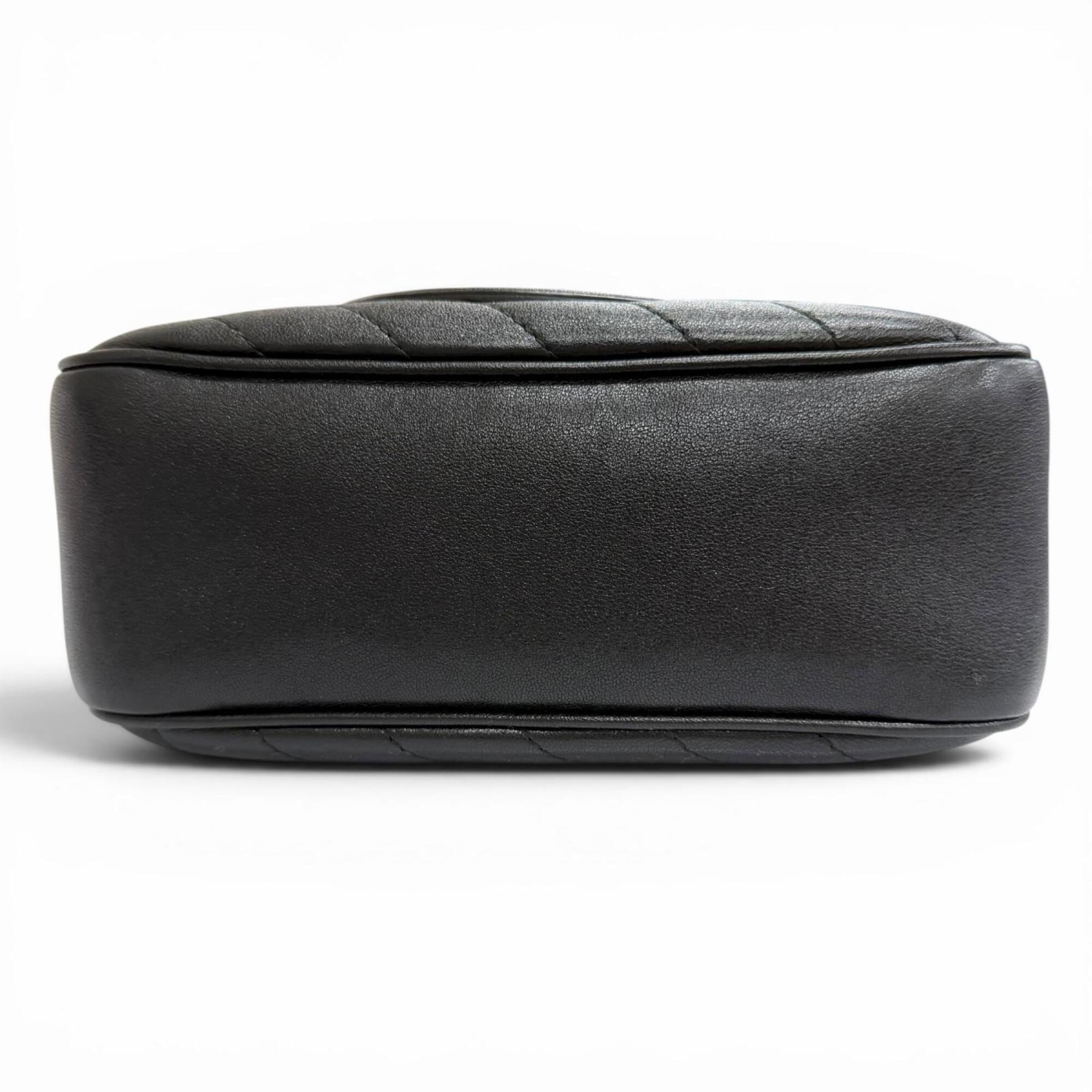 Gucci Black Leather Shoulder Bag (Pre-Owned)