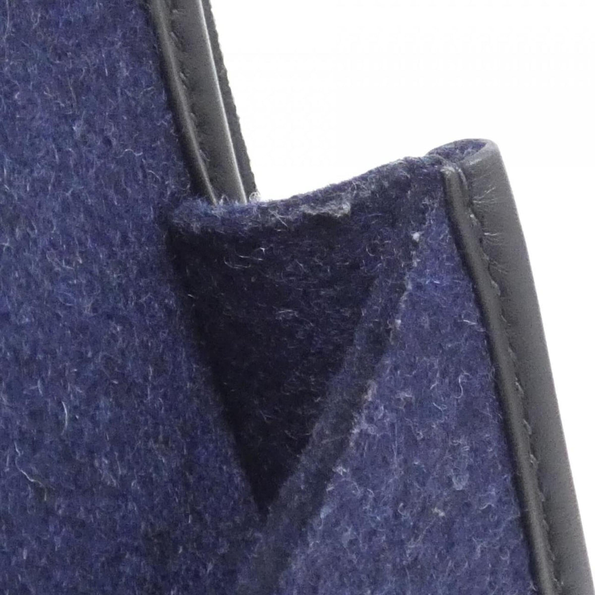 Hermes Black Blue Nuit Felt Swift Leather Shoulder Bag (Pre-Owned)