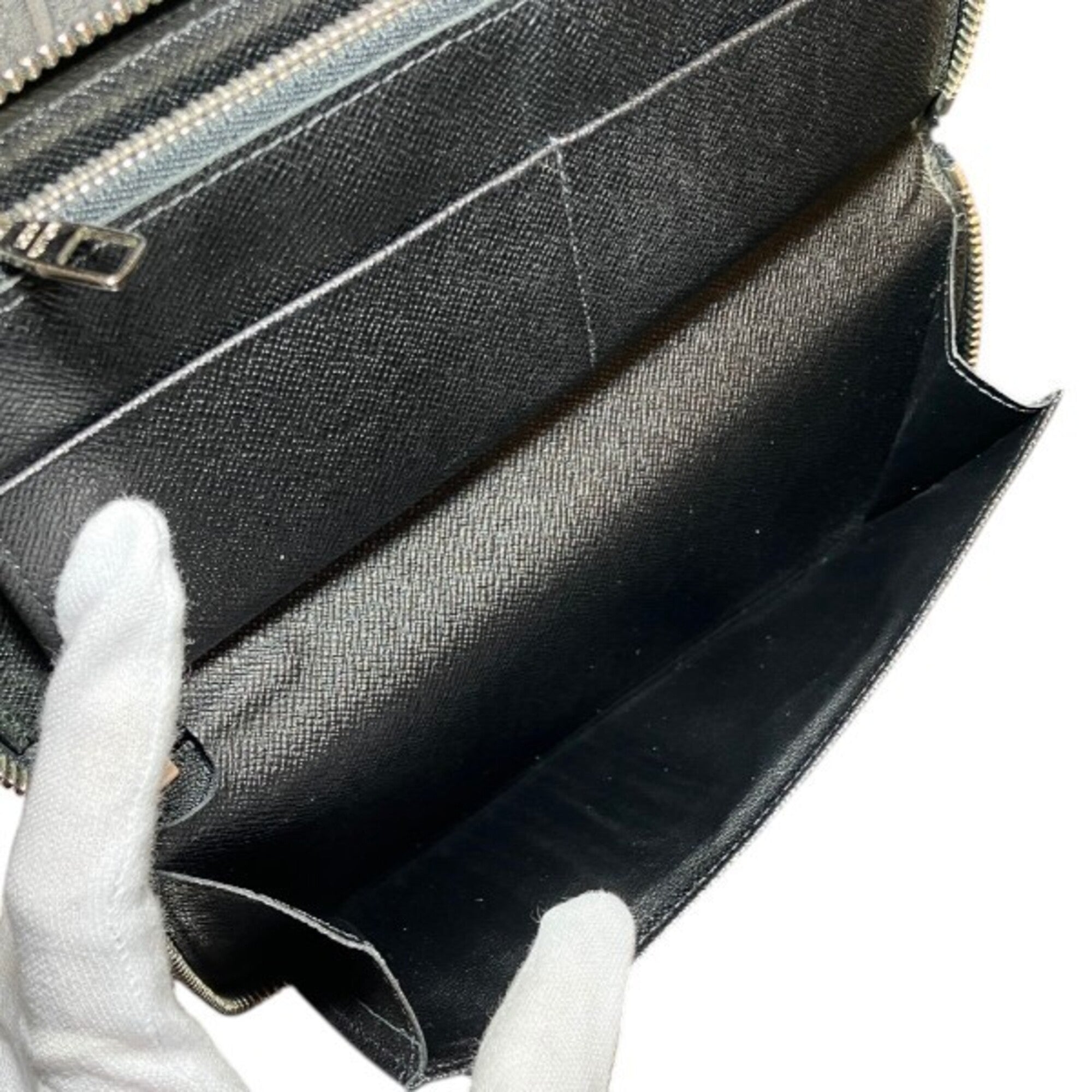 Louis Vuitton Black Long Wallet (Bi-Fold) (Pre-Owned)