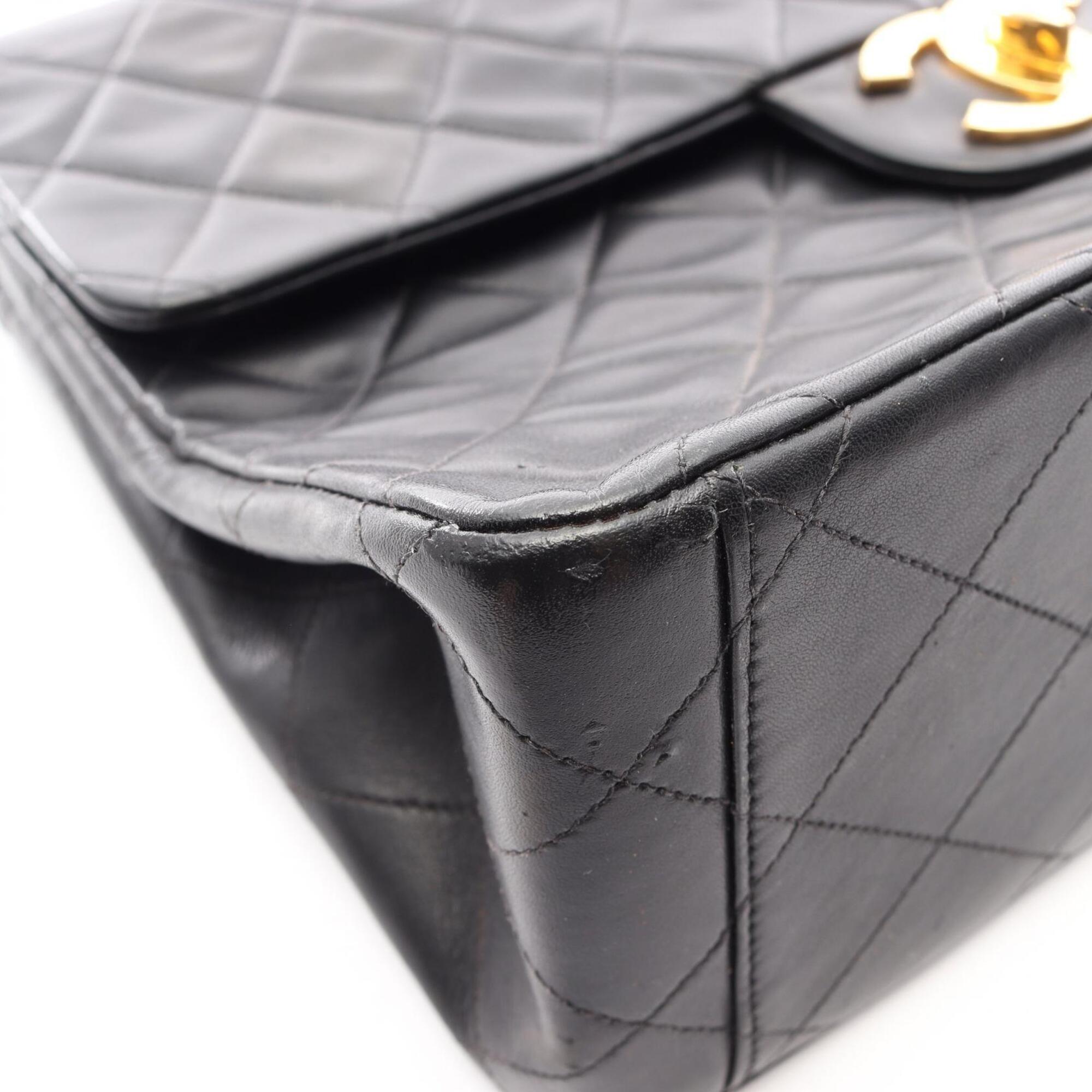 Chanel Black Leather Handbag Shoulder Bag (Pre-Owned)