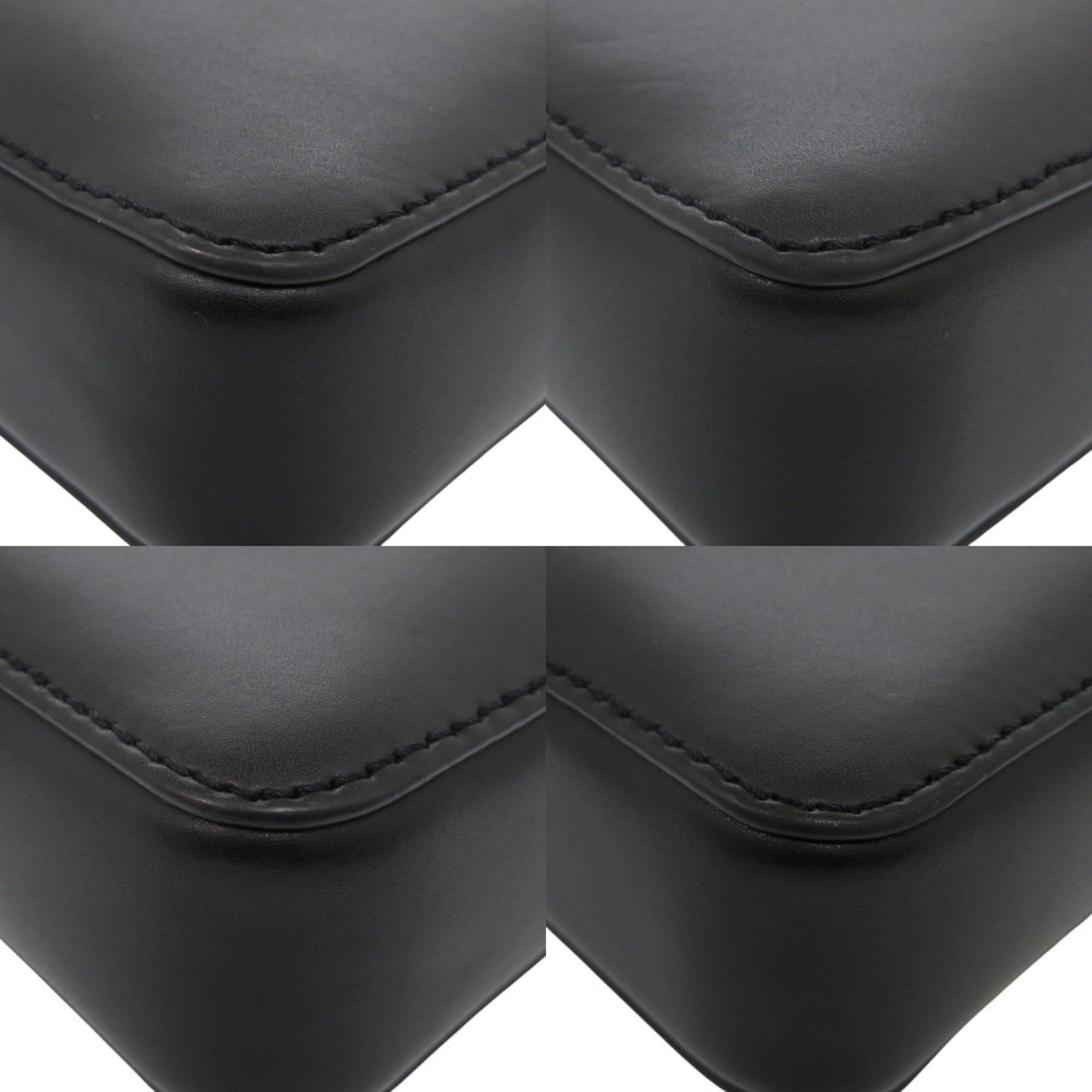 Valentino Garavani Black Leather Shoulder Bag (Pre-Owned)