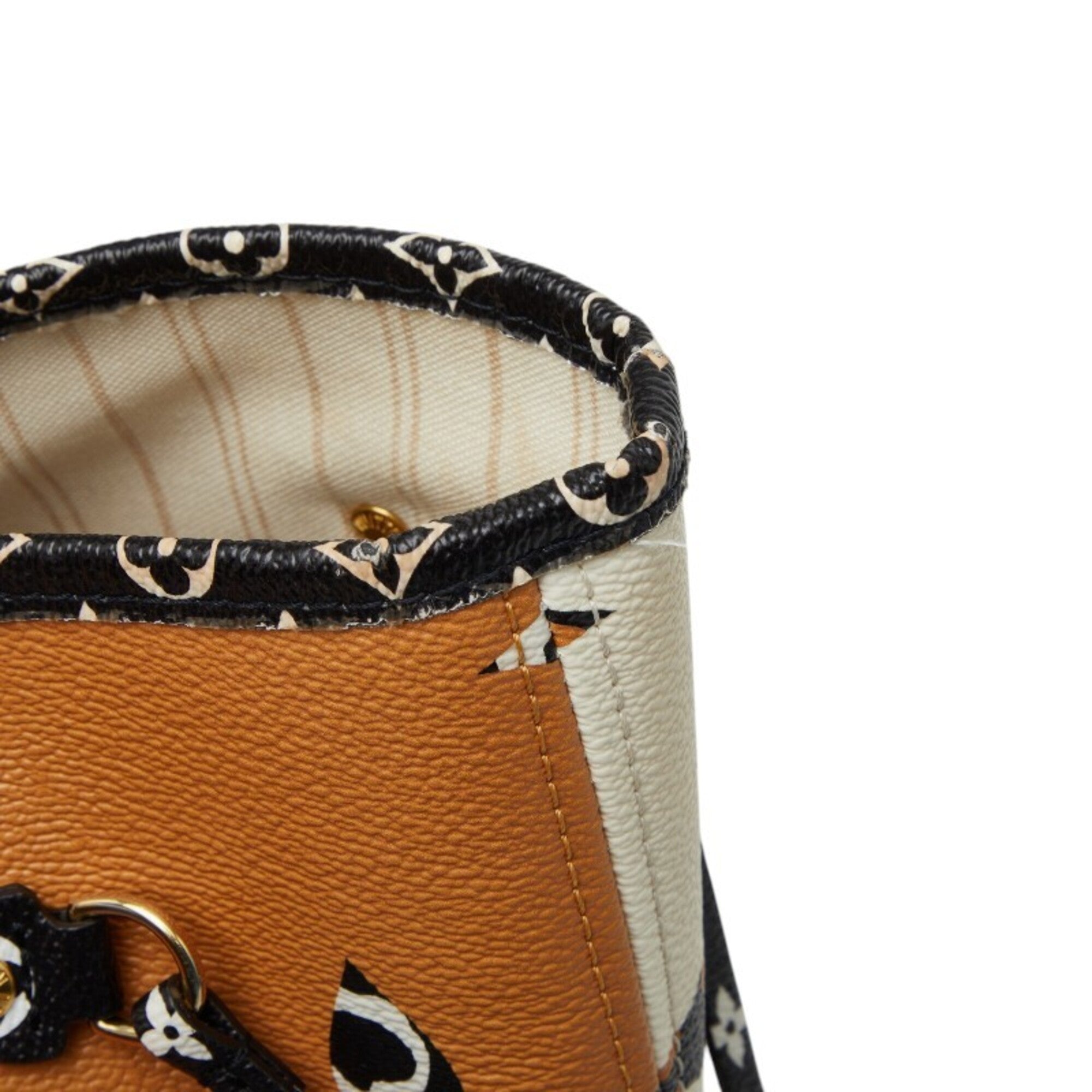 Louis Vuitton Camel Ivory Multi-Color Pvc Leather Pouch Shoulder Bag Tote Bag (Pre-Owned)