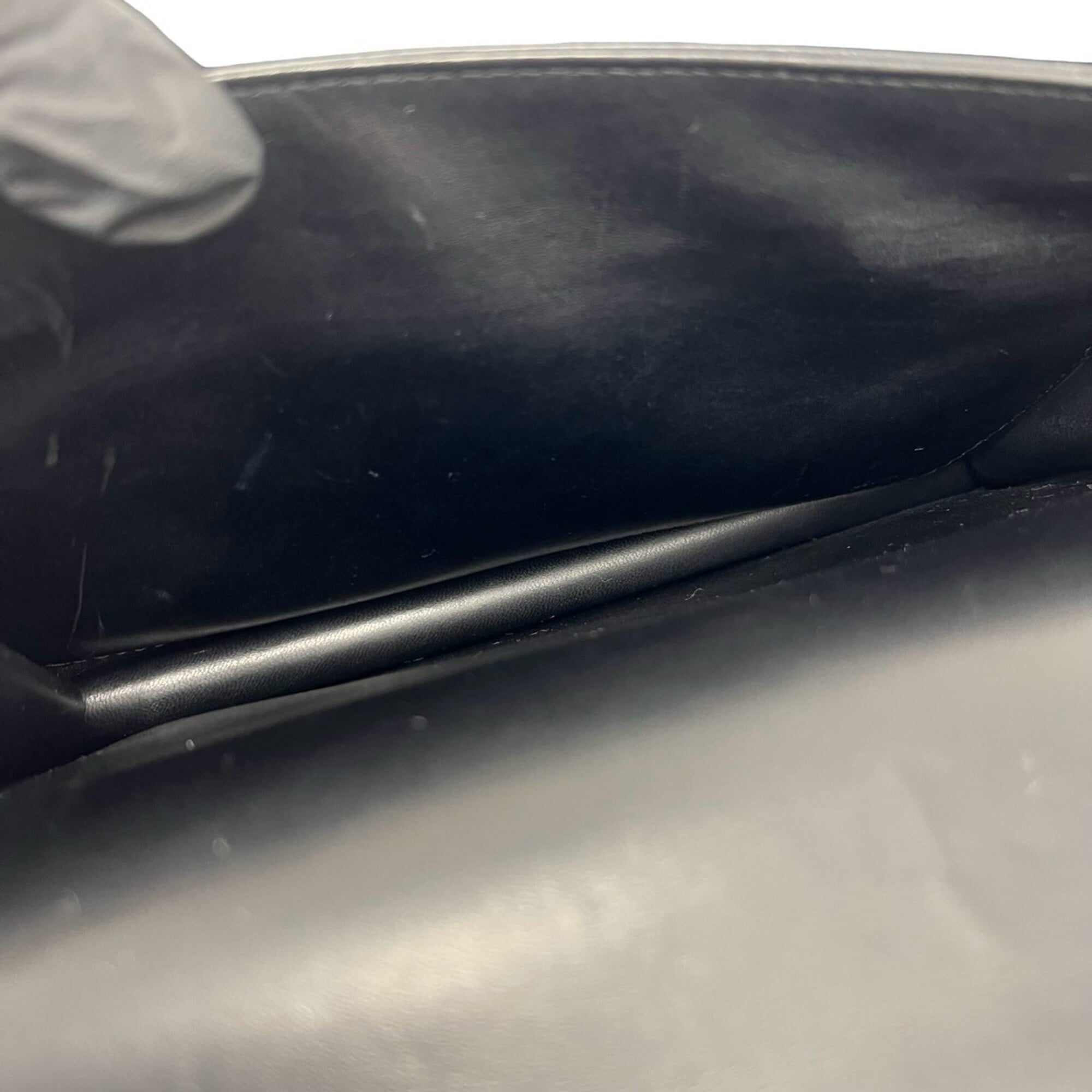Loewe Black Leather Handbag Pochette Shoulder Bag (Pre-Owned)
