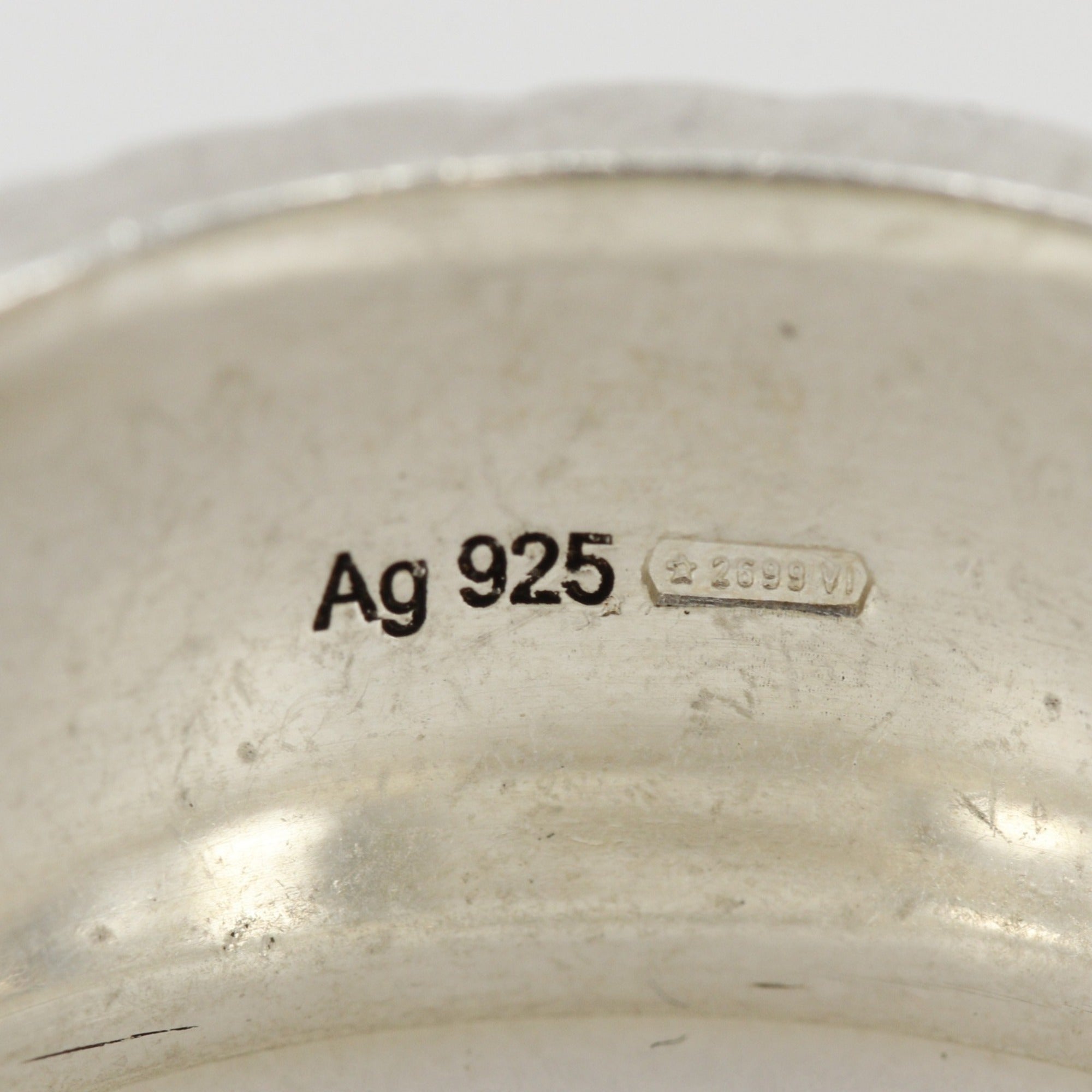 Gucci Silver 925 Band Ring (Pre-Owned)