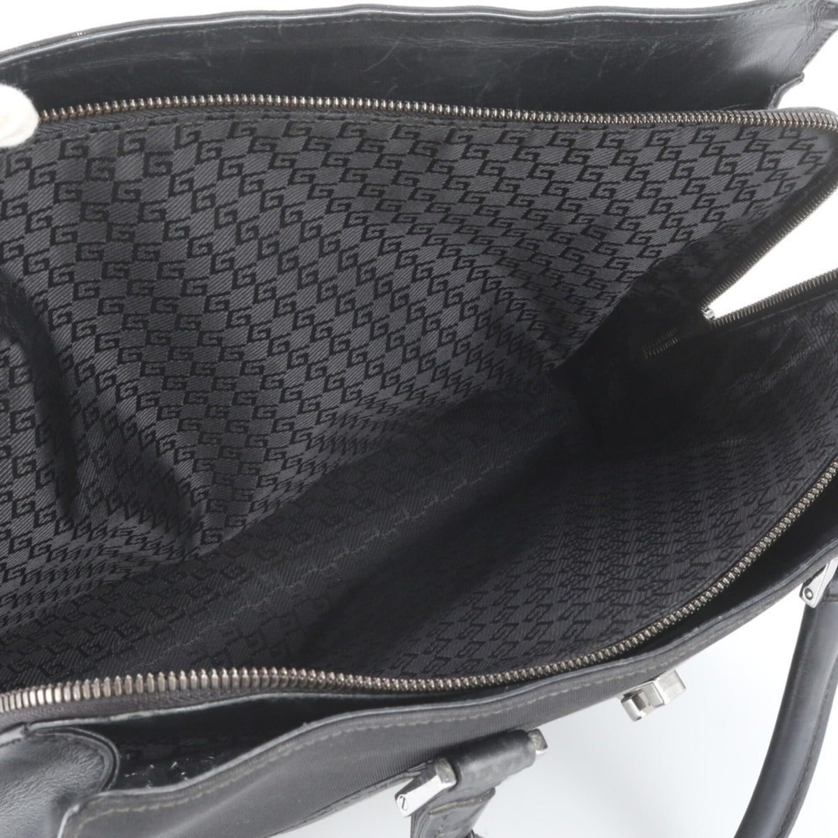 Gucci Black Leather Nylon Handbag (Pre-Owned)