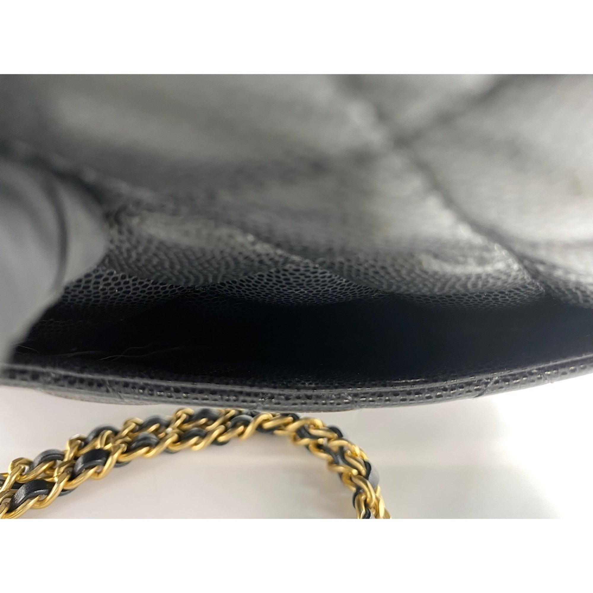 Chanel Black Shoulder Bag (Pre-Owned)