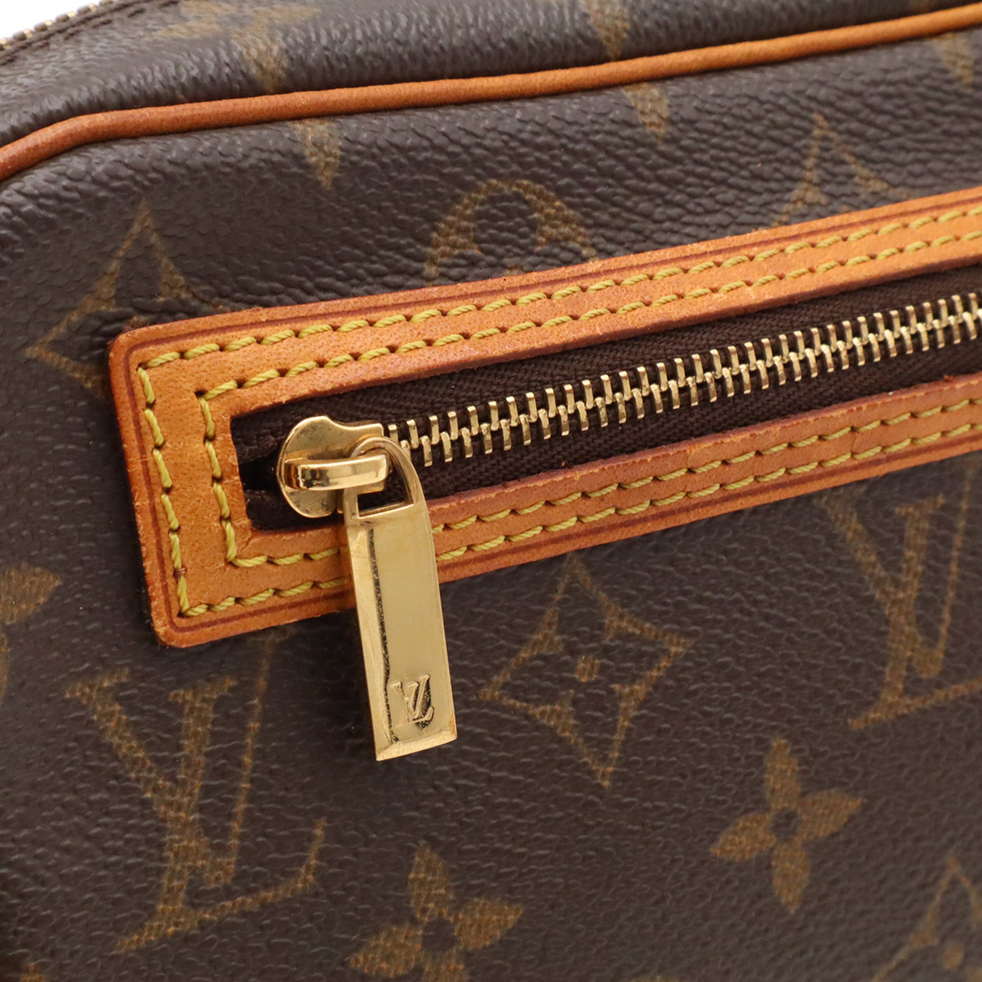 Louis Vuitton Brown Monogram Canvas Pochette Shoulder Bag (Pre-Owned)