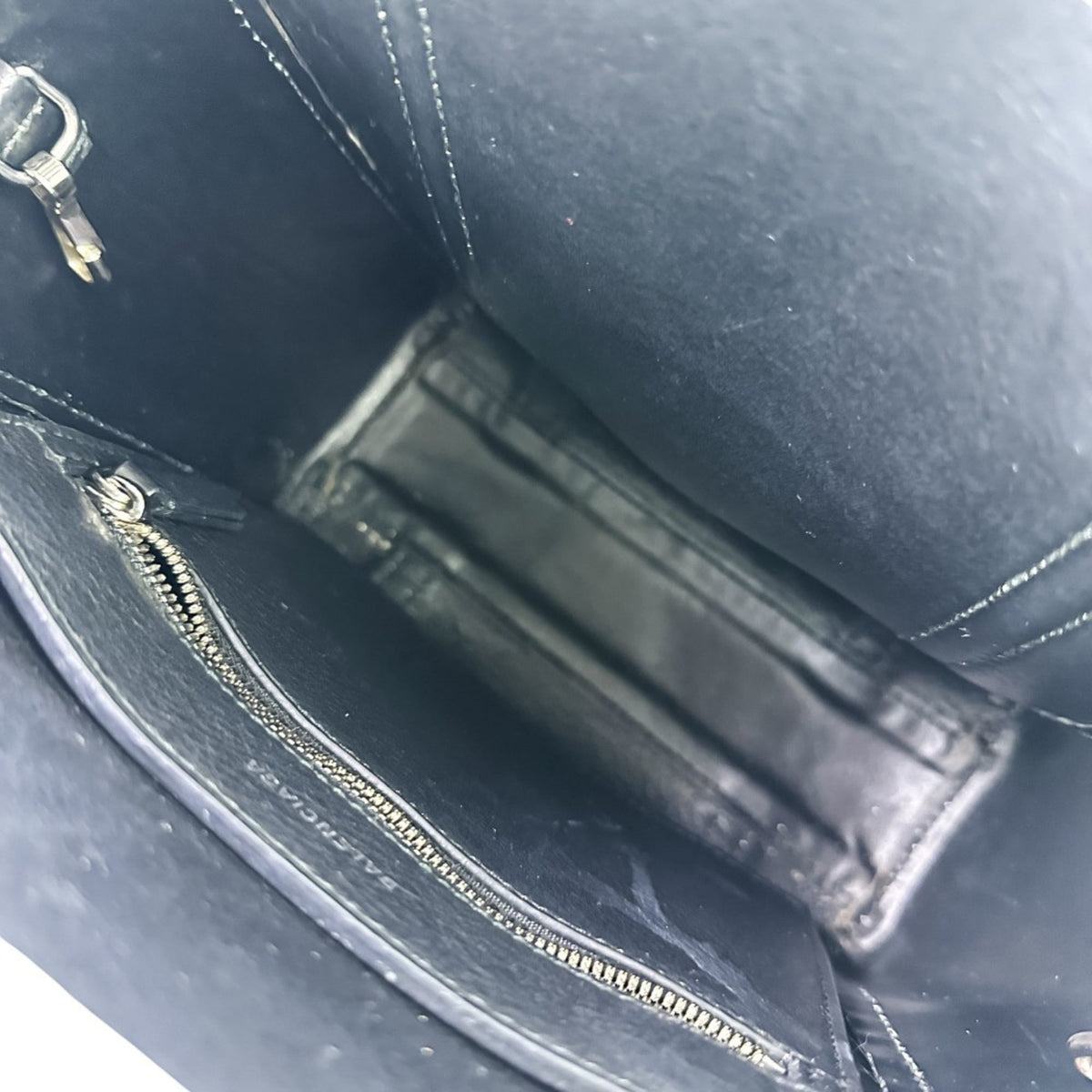 Balenciaga Off-White Tote Bag (Pre-Owned)