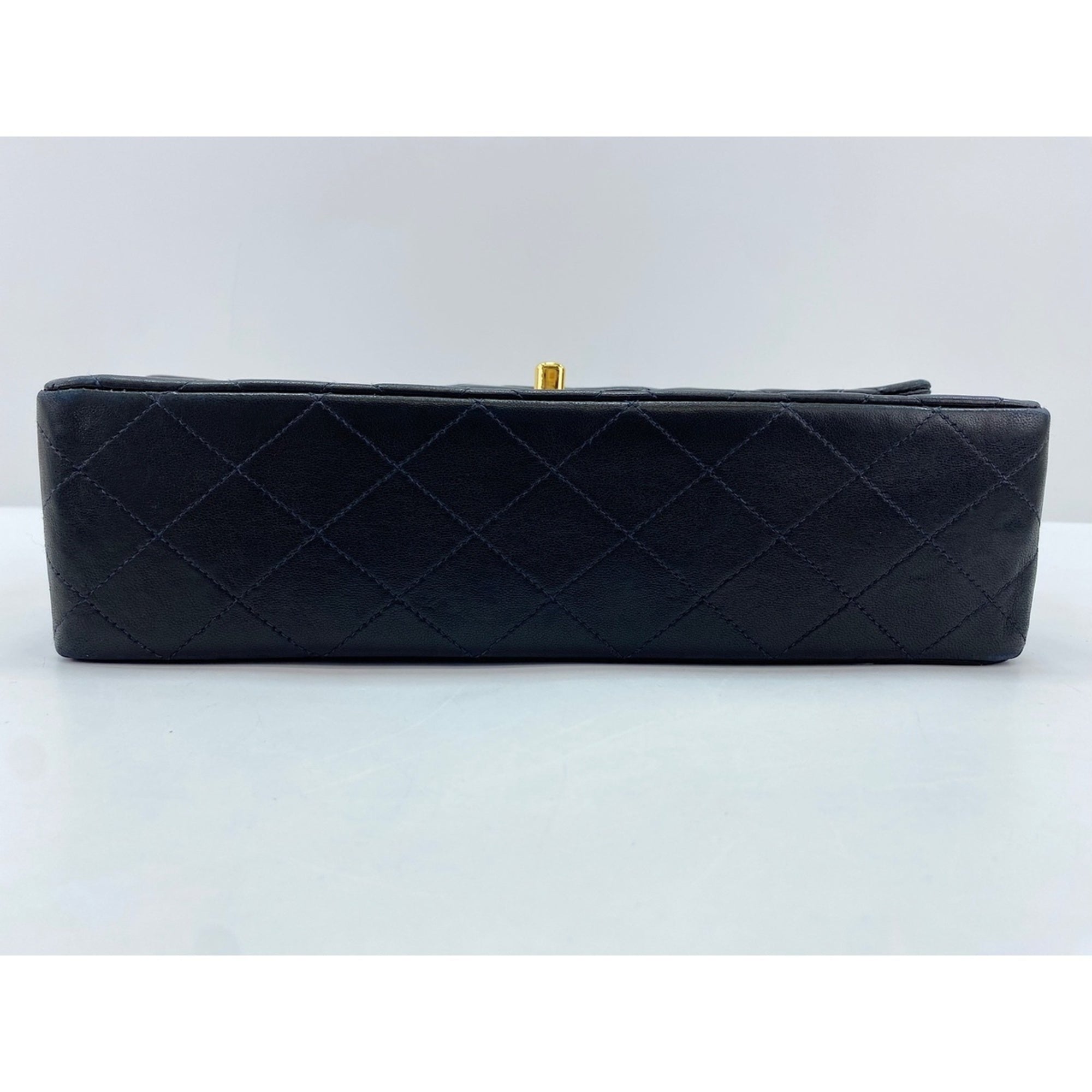 Chanel Matelasse Black Shoulder Bag (Pre-Owned)