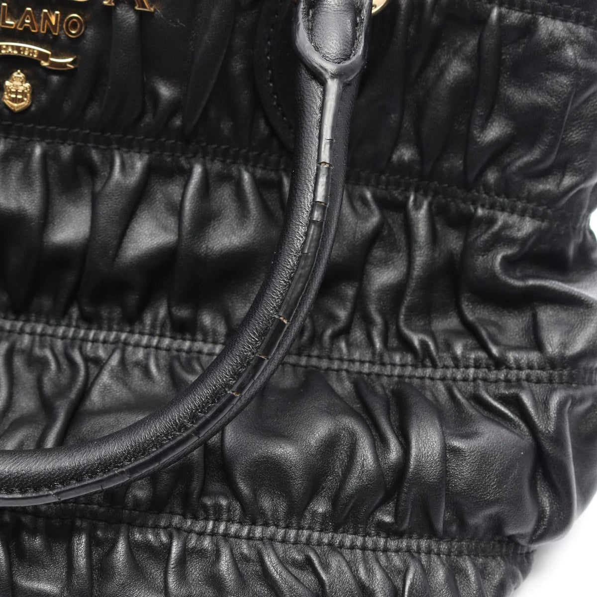 Prada Black Leather Handbag (Pre-Owned)