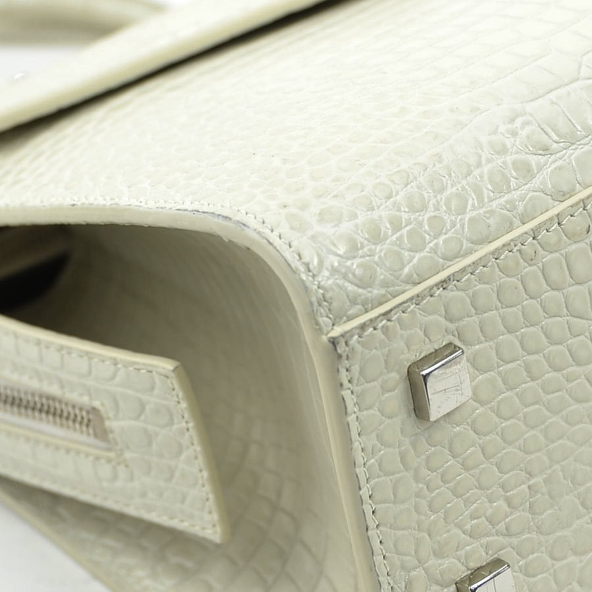 Saint Laurent Ivory Leather Handbag Pouch Shoulder Bag (Pre-Owned)