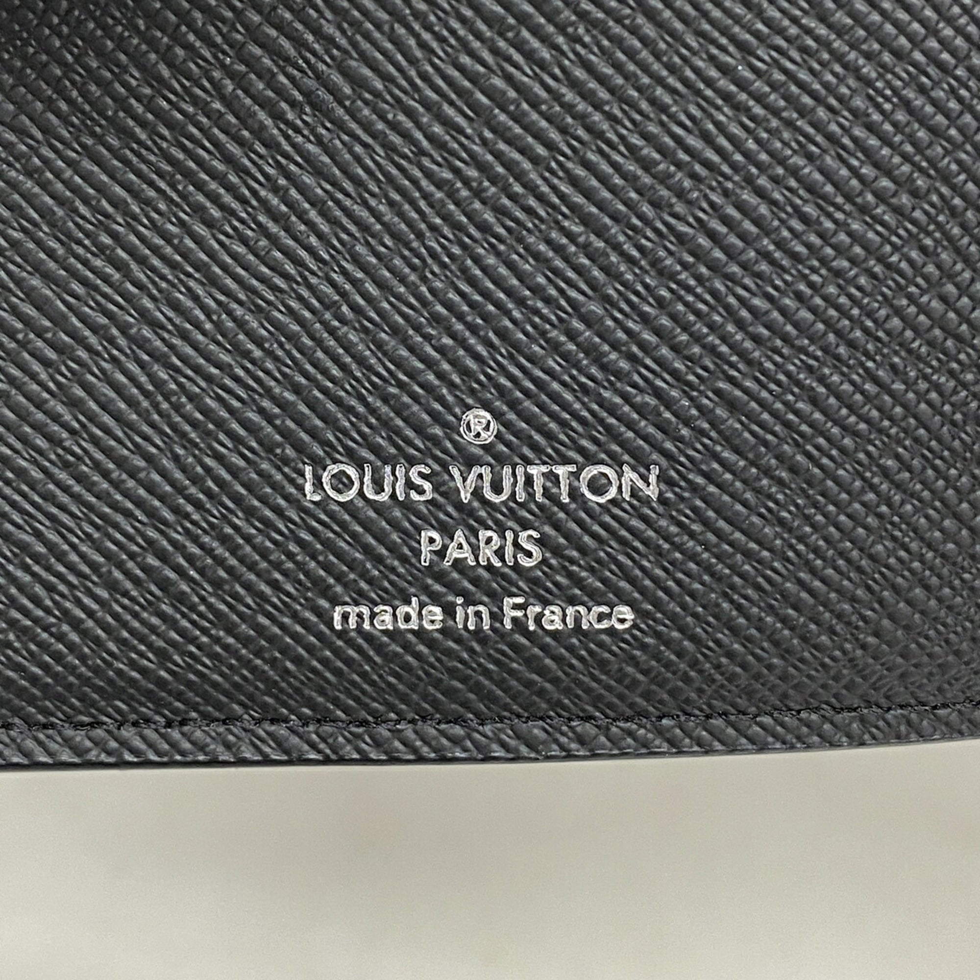 Louis Vuitton Black Bill Wallet (Bi-Fold) (Pre-Owned)
