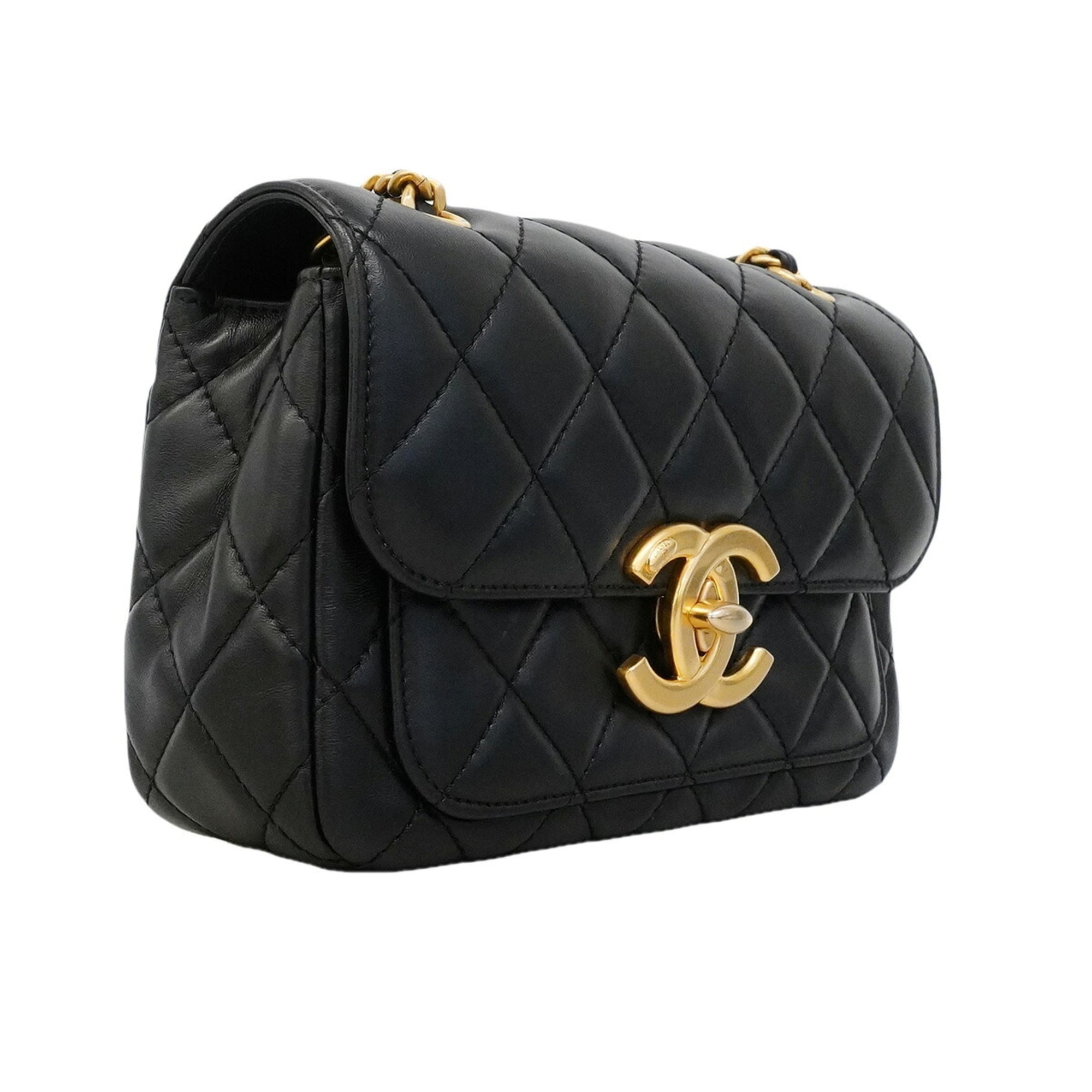 Chanel Black Leather Shoulder Bag (Pre-Owned)