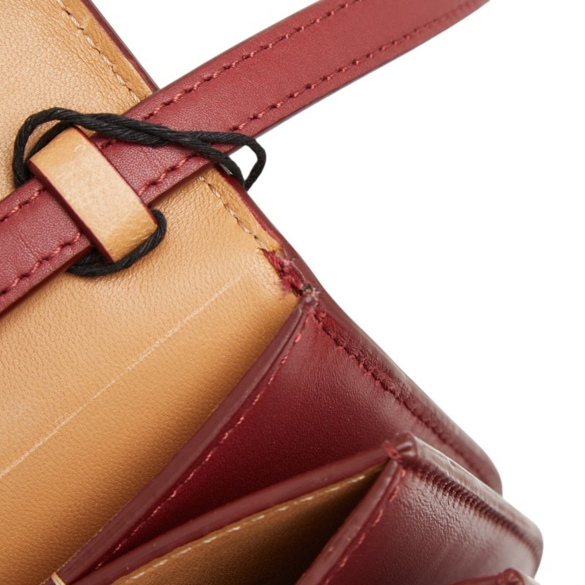 Loewe Bordeaux Leather Shoulder Bag (Pre-Owned)
