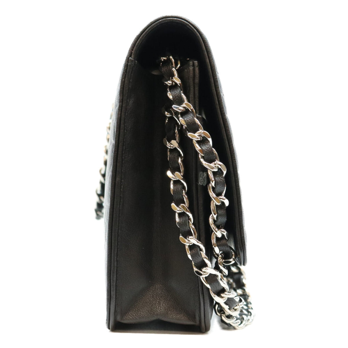 Chanel Black Leather Shoulder Bag (Pre-Owned)