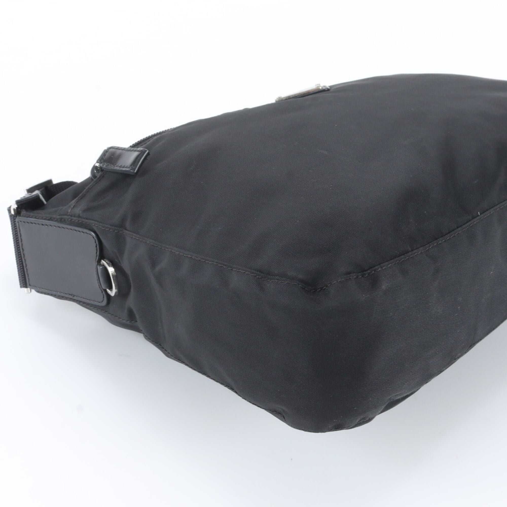 Prada Black Nylon Leather Shoulder Bag (Pre-Owned)