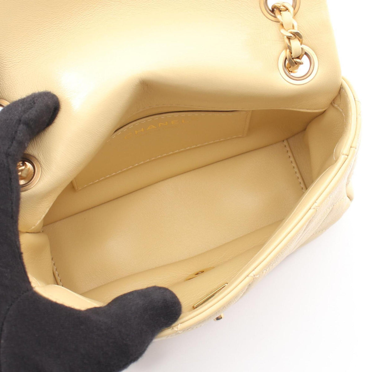 Chanel Yellow Leather Handbag Shoulder Bag (Pre-Owned)