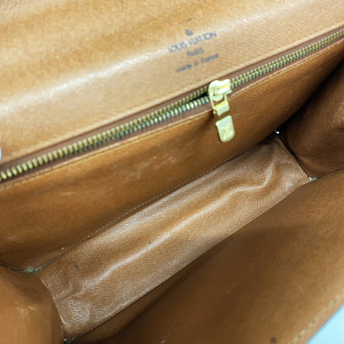 Louis Vuitton Brown Handbag (Pre-Owned)