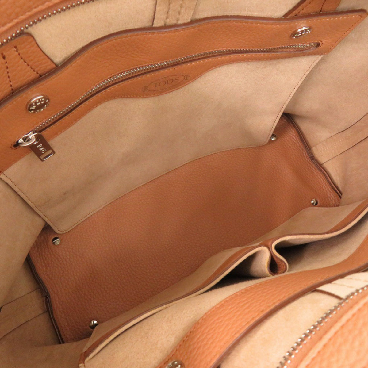 Tod's Brown Leather Tote Bag (Pre-Owned)