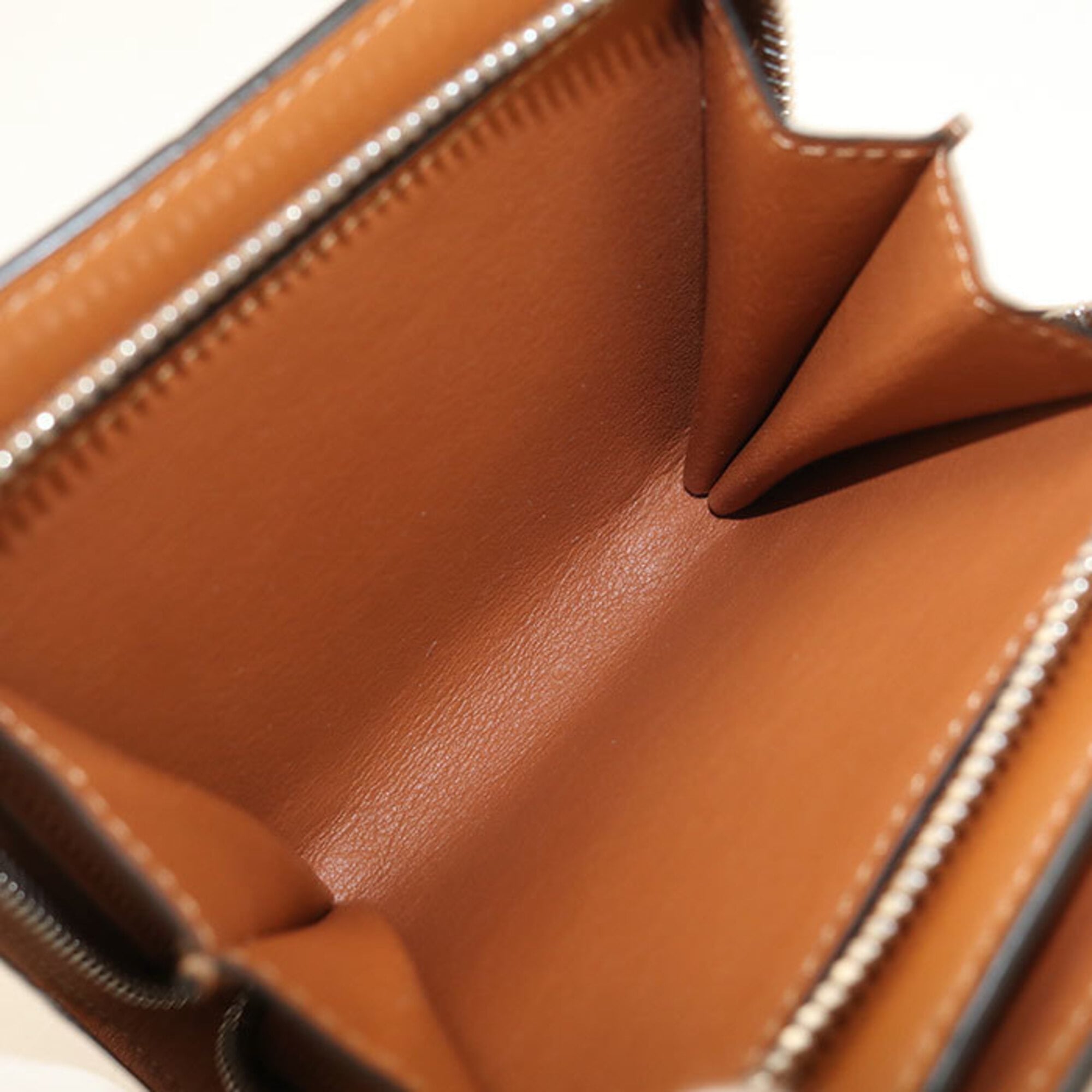 Loewe Beige Leather Wallet (Bi-Fold) (Pre-Owned)