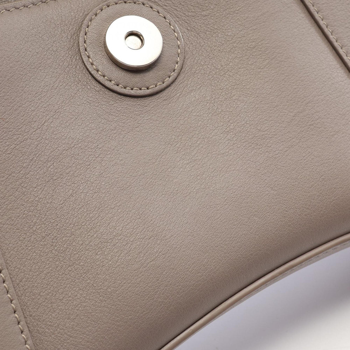 Balenciaga Gray Leather Handbag Shoulder Bag (Pre-Owned)