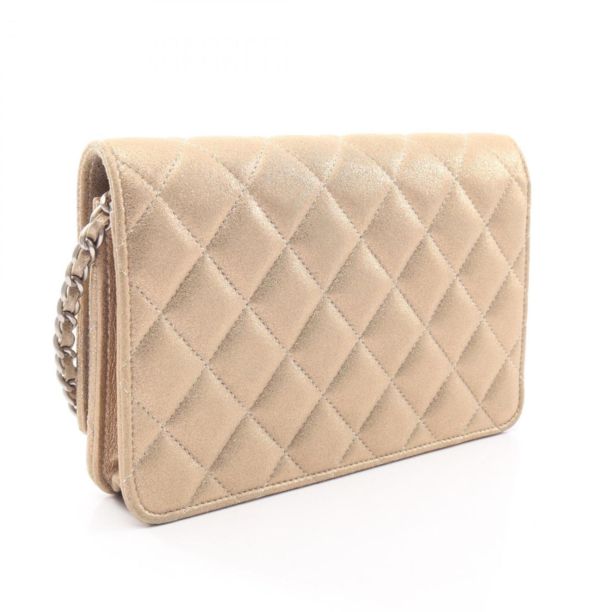 Chanel Gold Leather Handbag Shoulder Bag (Pre-Owned)