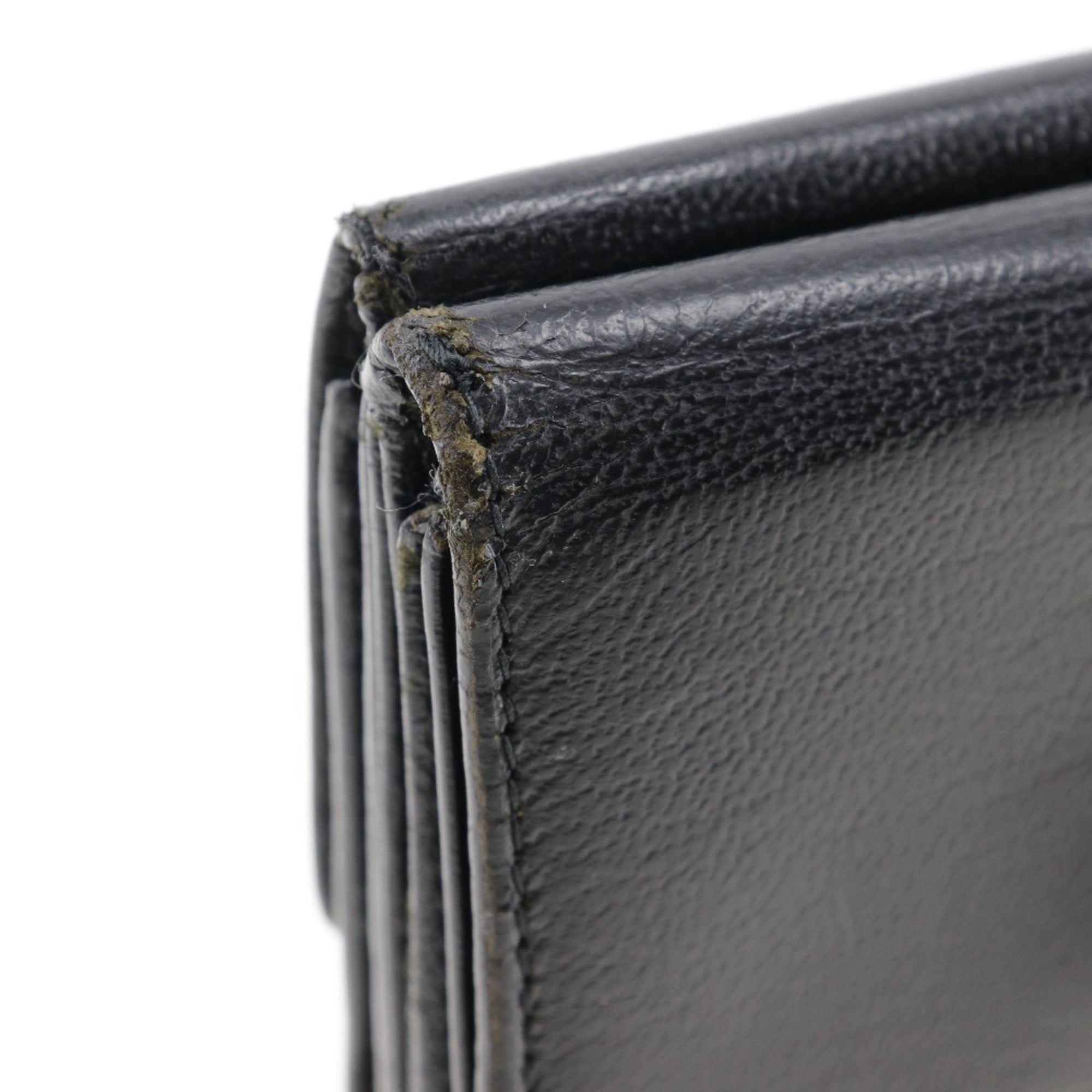 Chanel Black Leather Wallet (Bi-Fold) (Pre-Owned)