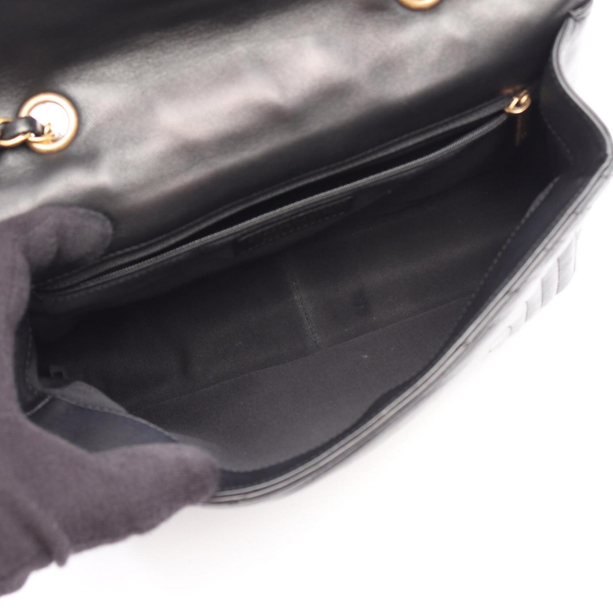 Chanel Black Leather Handbag Shoulder Bag (Pre-Owned)