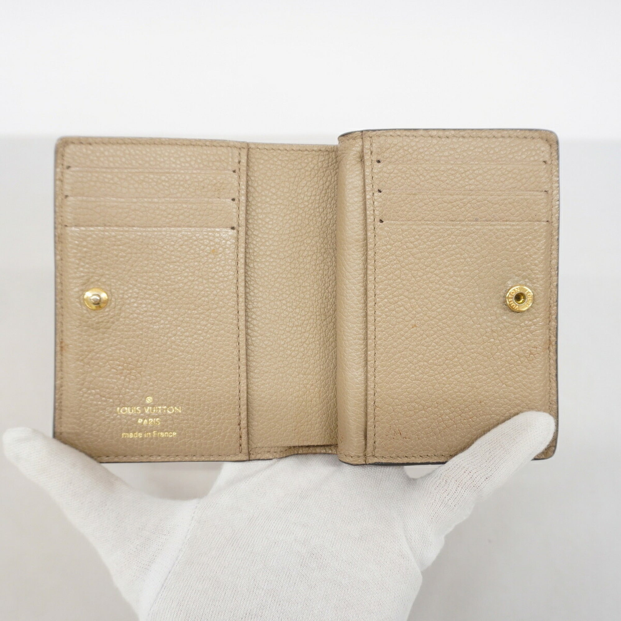 Louis Vuitton Tourterelle Wallet (Bi-Fold) (Pre-Owned)