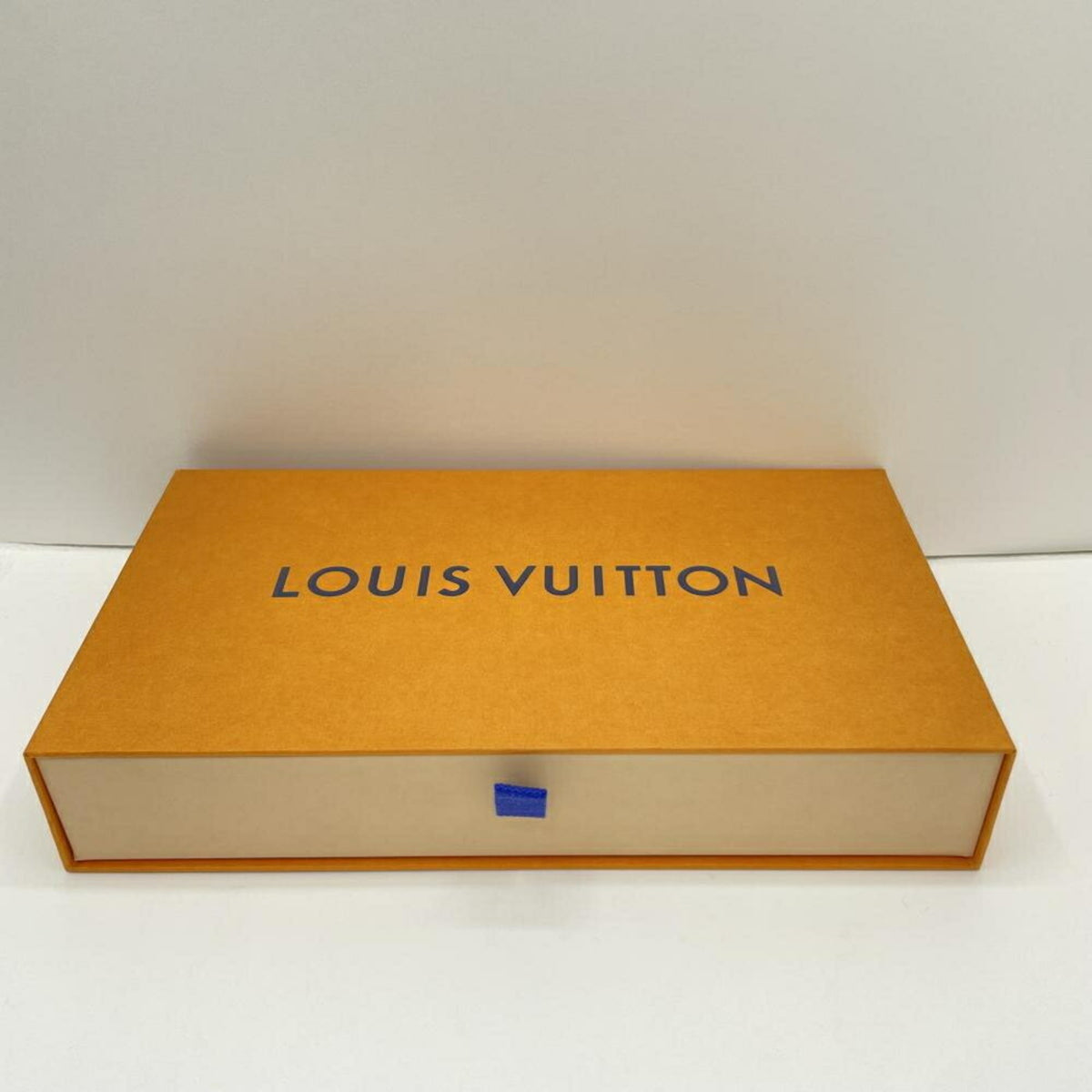 Louis Vuitton Long Wallet (Bi-Fold) (Pre-Owned)