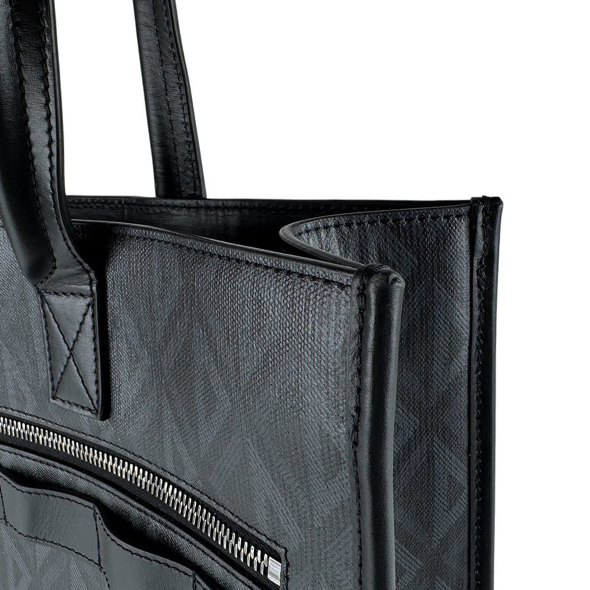 Christian Dior Black Leather Handbag (Pre-Owned)