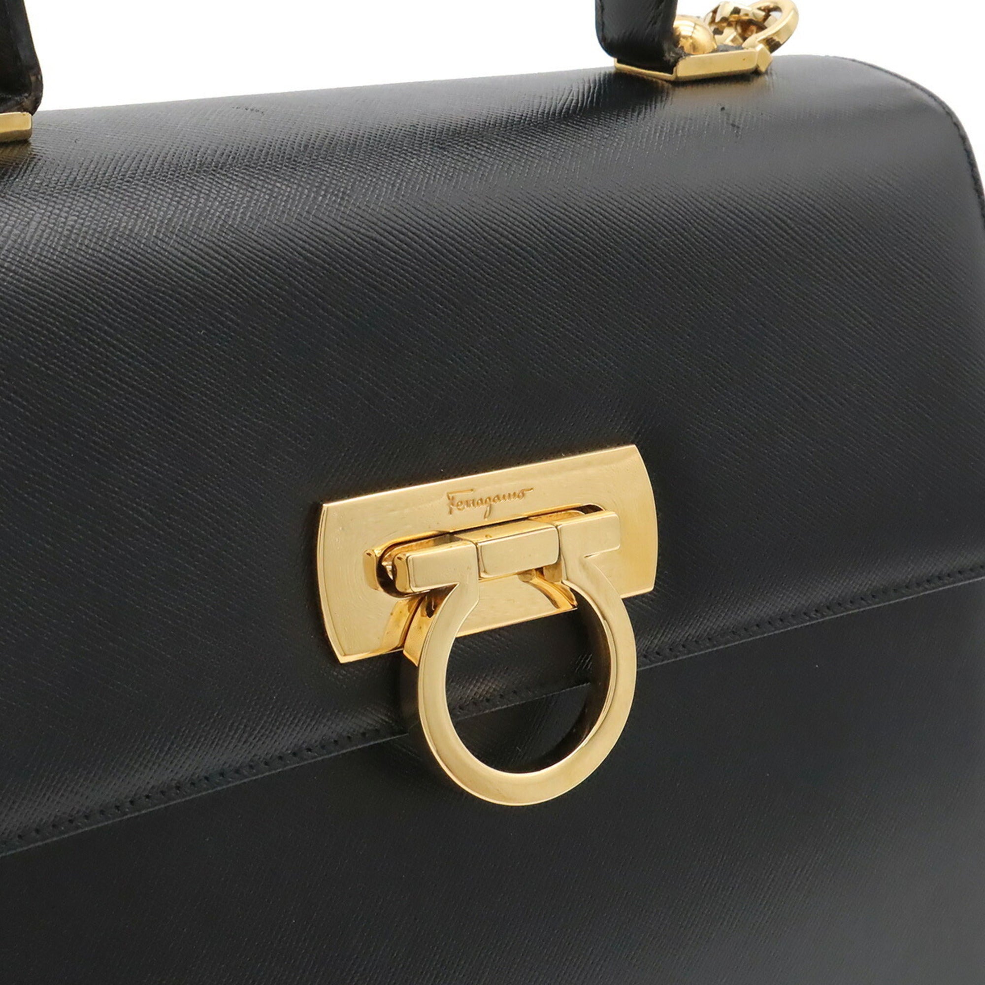 Salvatore Ferragamo Black Leather Handbag Shoulder Bag (Pre-Owned)
